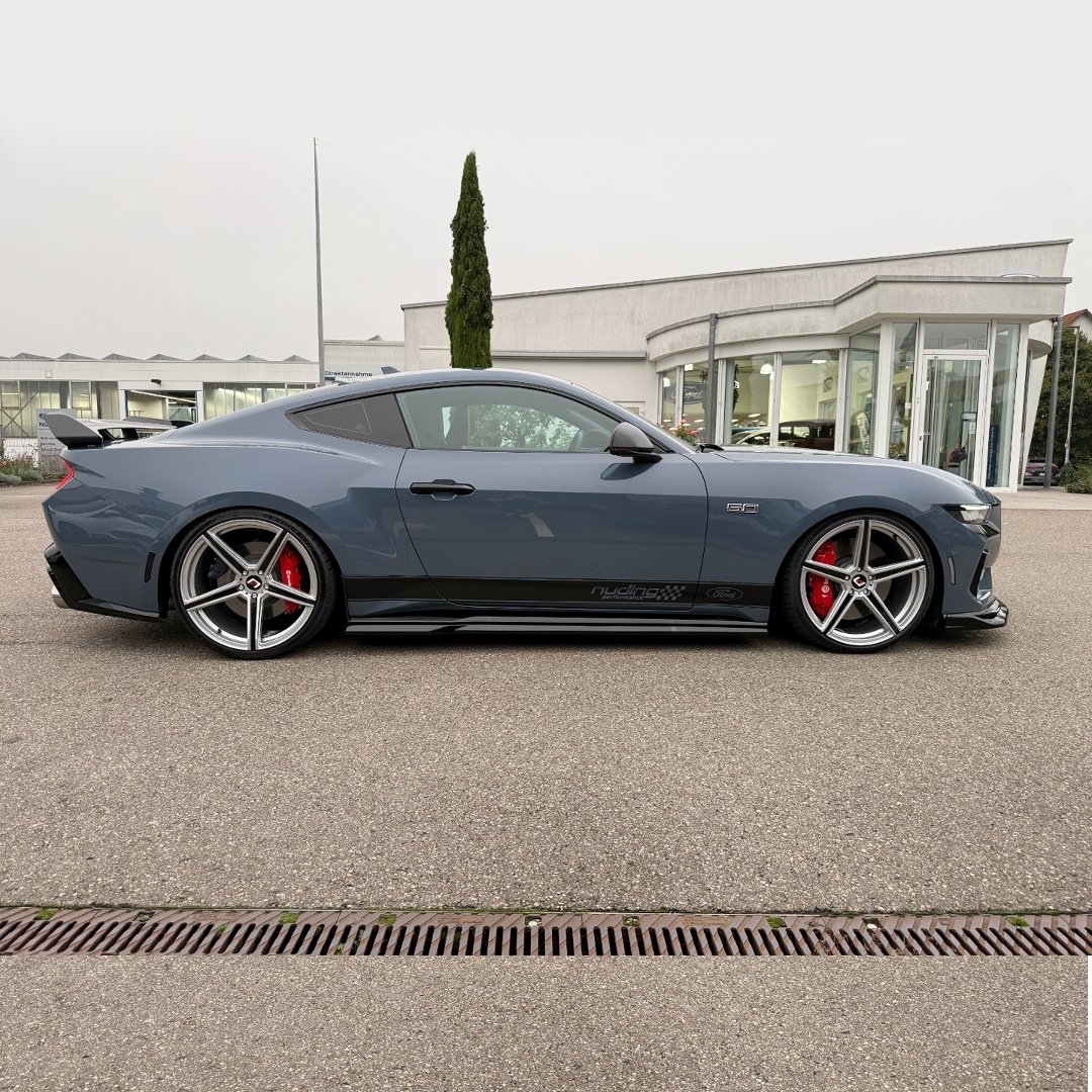 FORD Mustang GT with mbDESIGN KV1 S Wheels