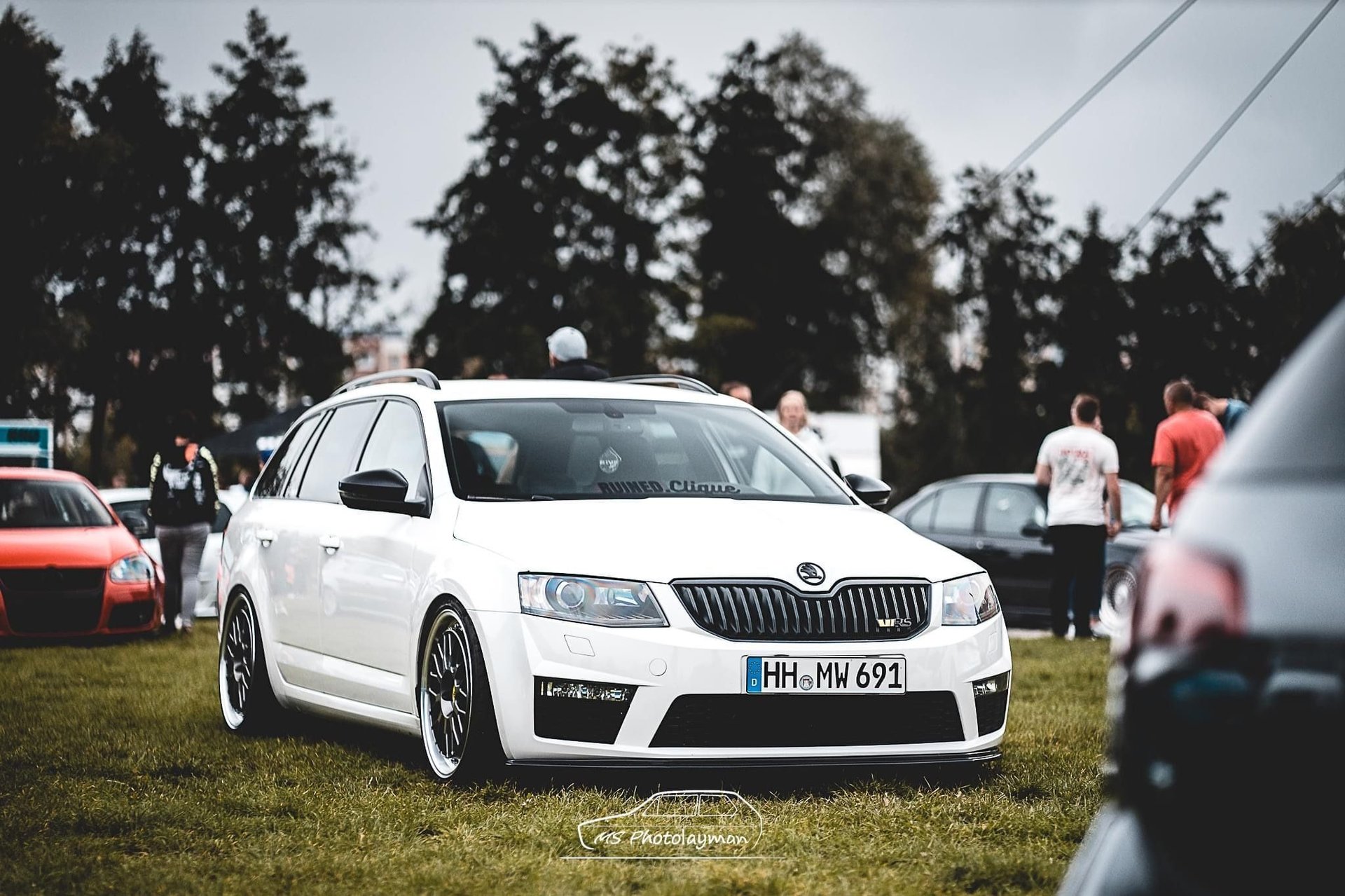 SKODA Octavia 5E LV1 grau glänzend poliert