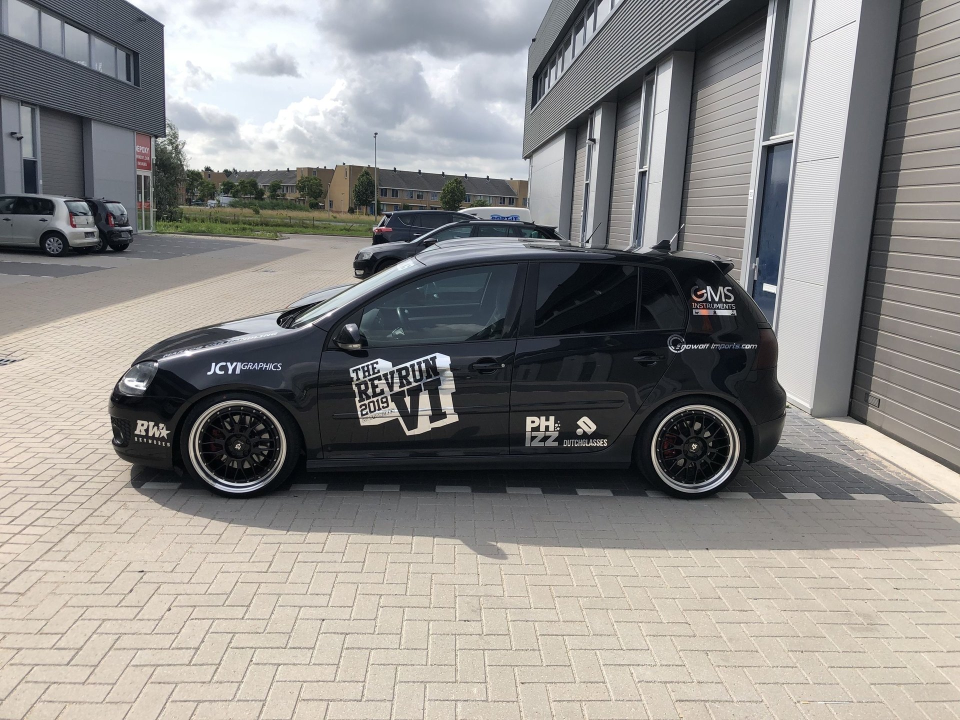 VOLKSWAGEN Golf 5 1K LV1 schwarz glänzend poliert