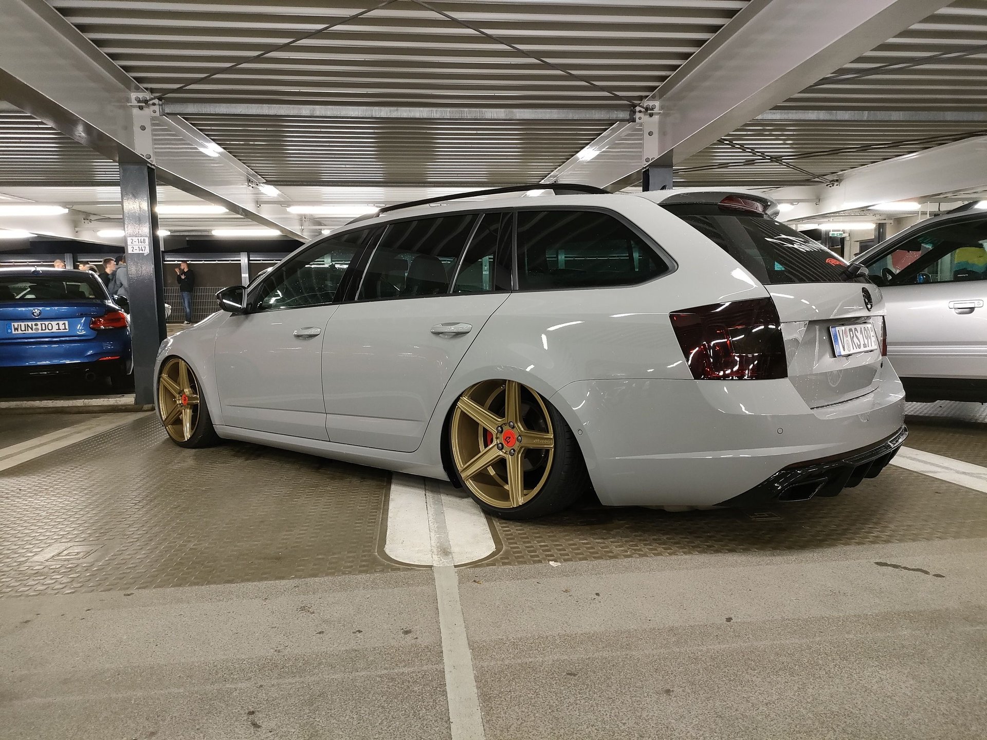 SKODA Octavia 5E - KV1 gold glänzend