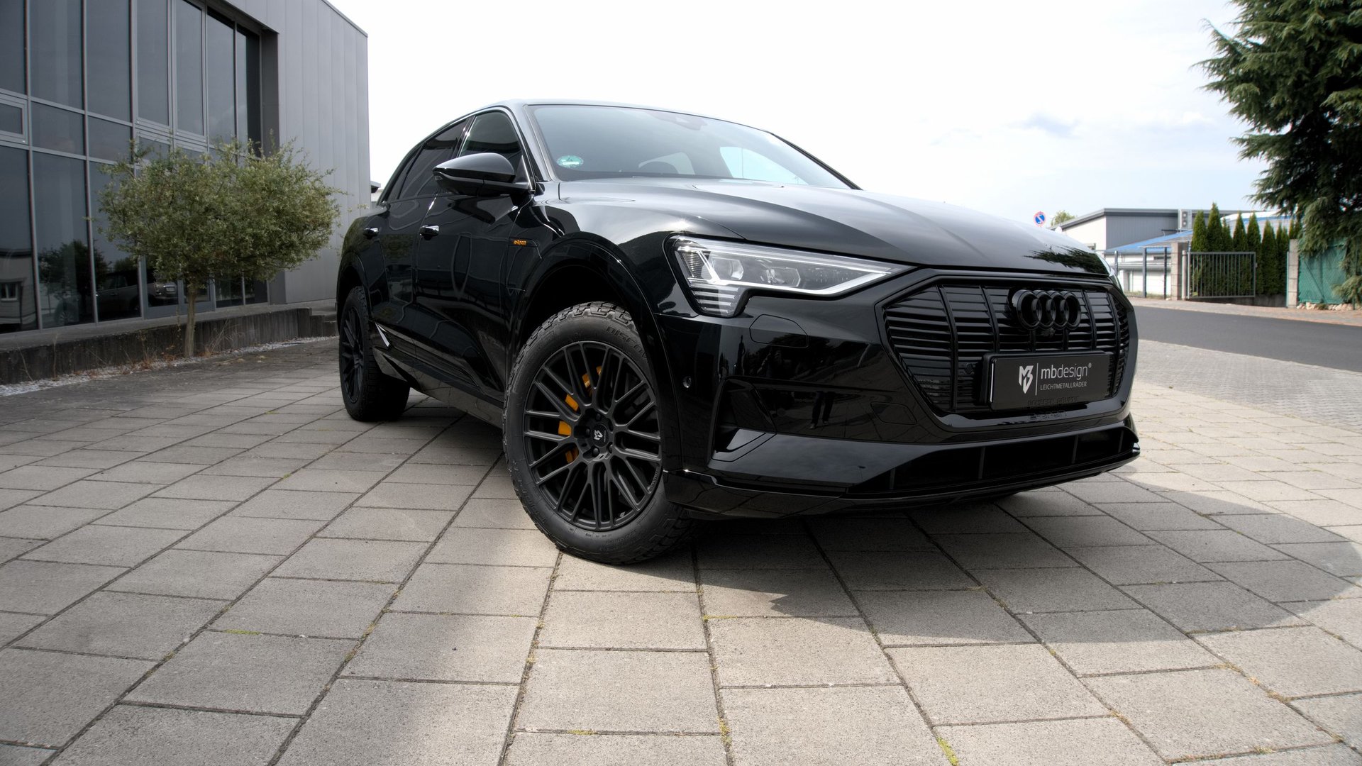 AUDI e-tron GE - KV4 schwarz stumpfmatt