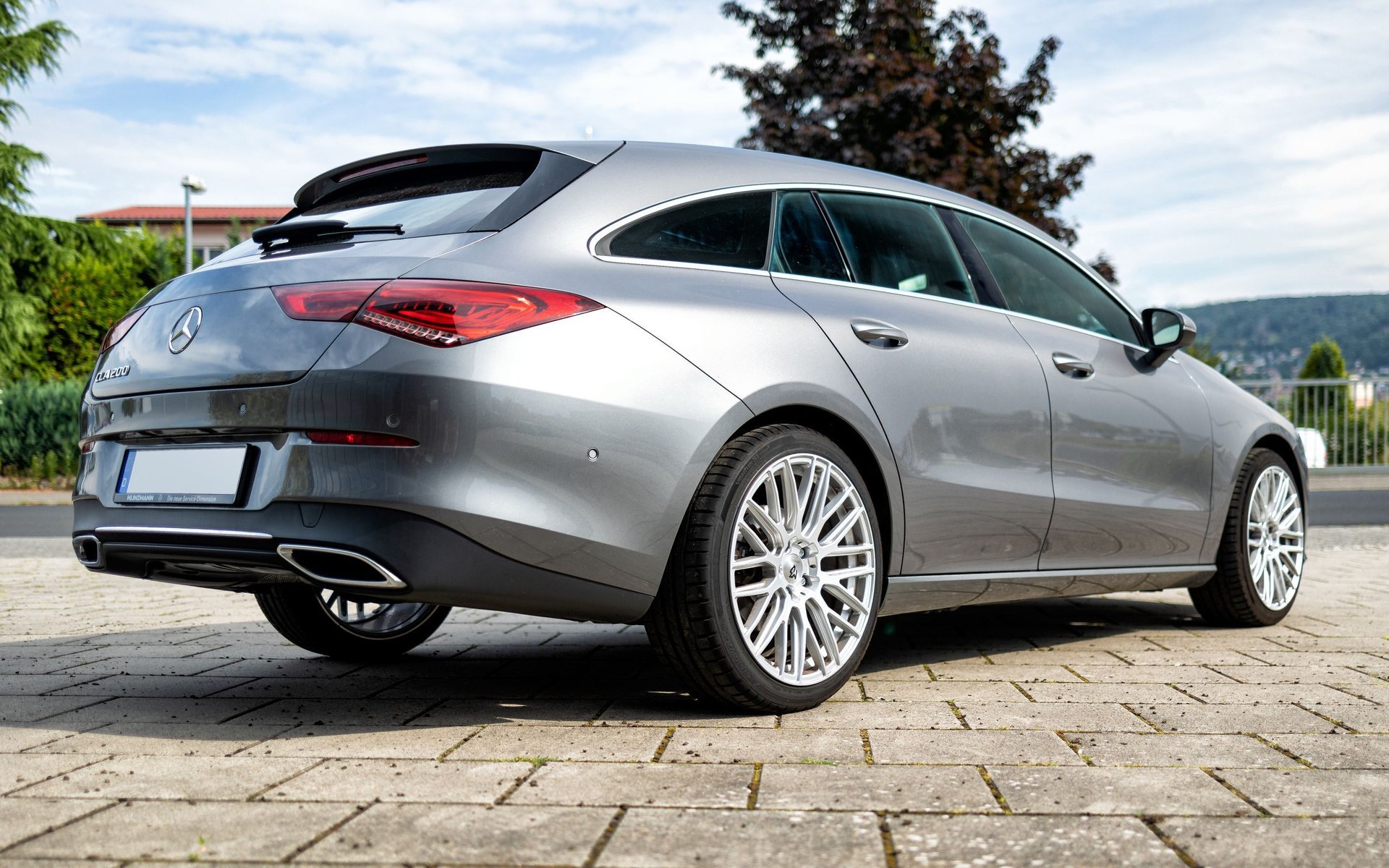 MERCEDES-BENZ CLA-Klasse Shooting Brake F2CLA KV4 silber glänzend