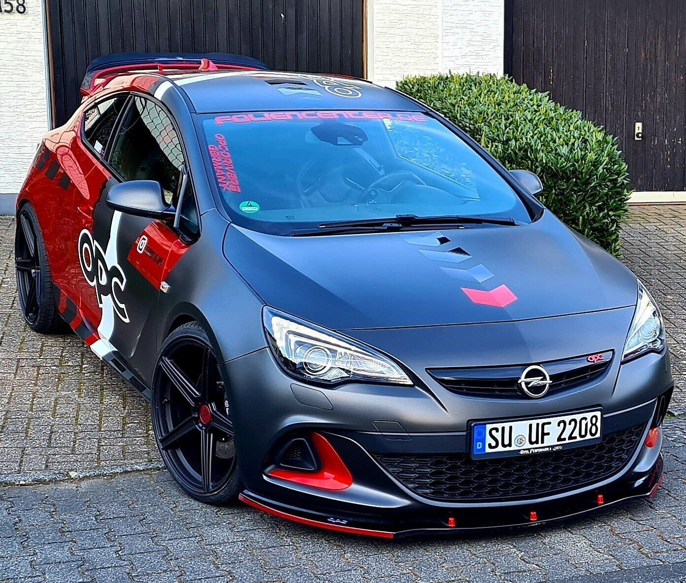 OPEL Astra GTC P-J/SW KV1 S schwarz stumpfmatt