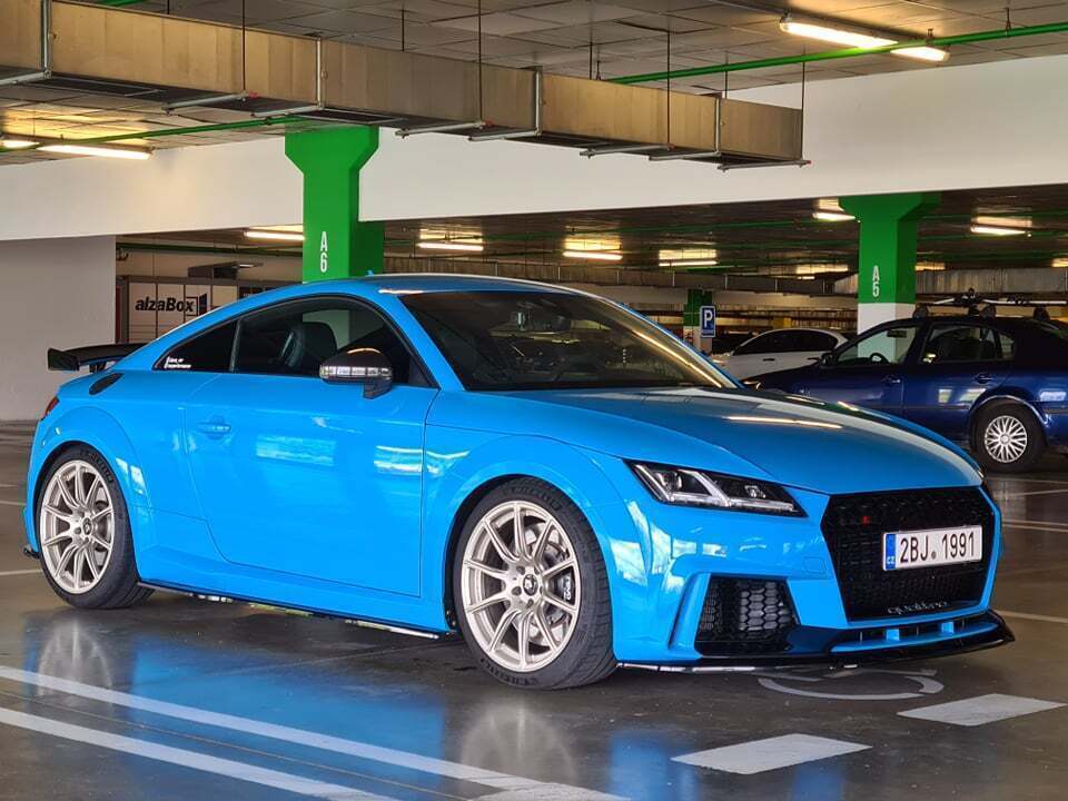 AUDI TT RS Coupe 8J - MF1 champagner matt