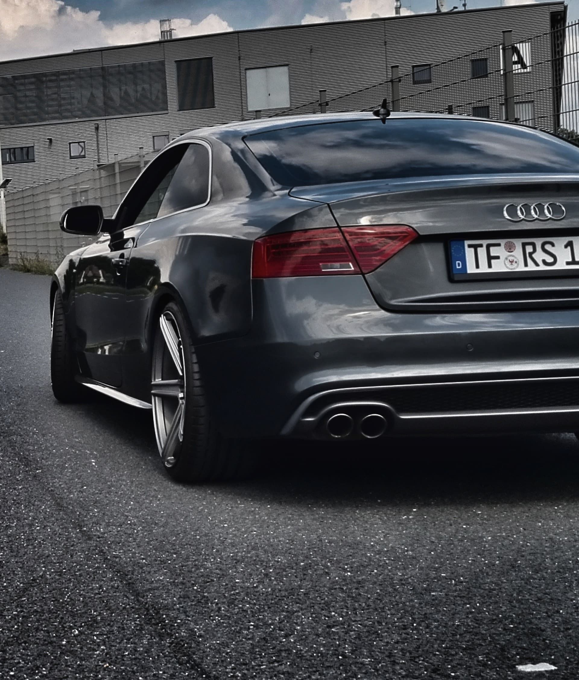 AUDI A5 Cabrio B8 KV1 grau matt
