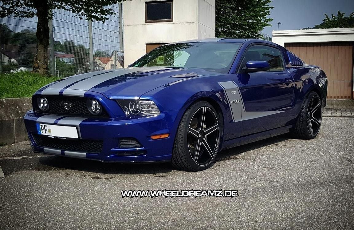FORD Mustang S197 KV1 schwarz matt poliert