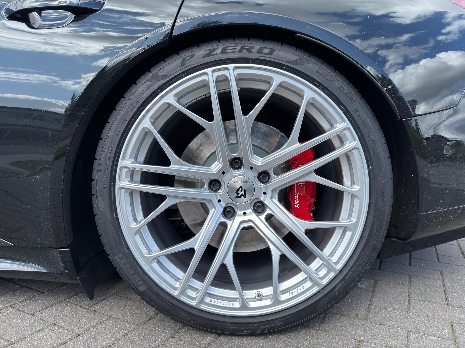 AUDI RS e-tron GT Quattro with mbDESIGN Wheels