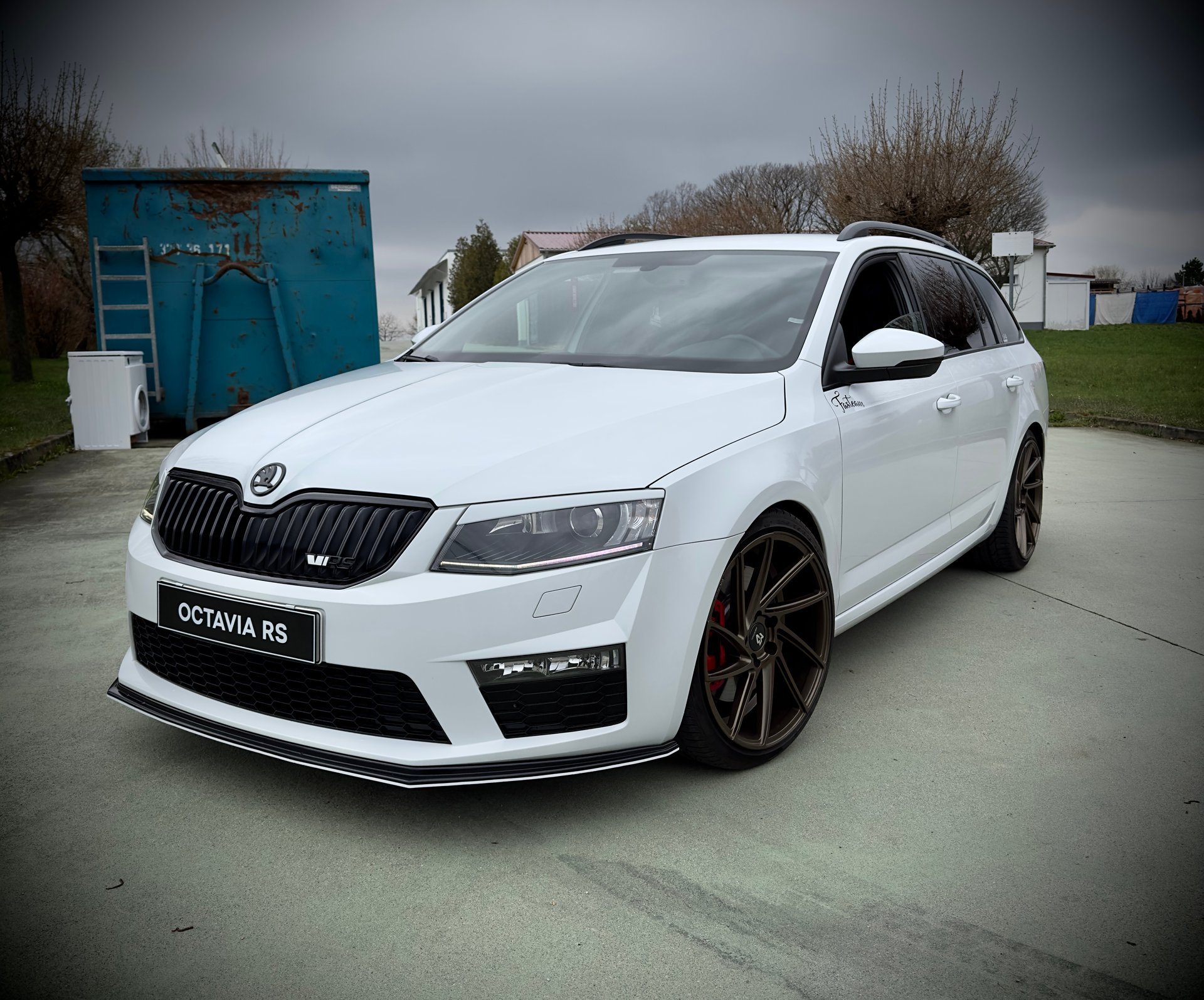 SKODA Octavia 5E - KV2 bronze seidenmatt