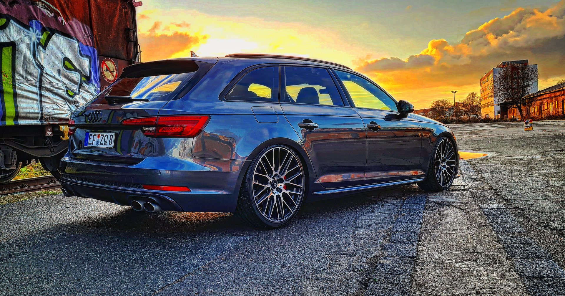AUDI S4 Avant B8(B9) with mbDESIGN 20 inch alloy wheels