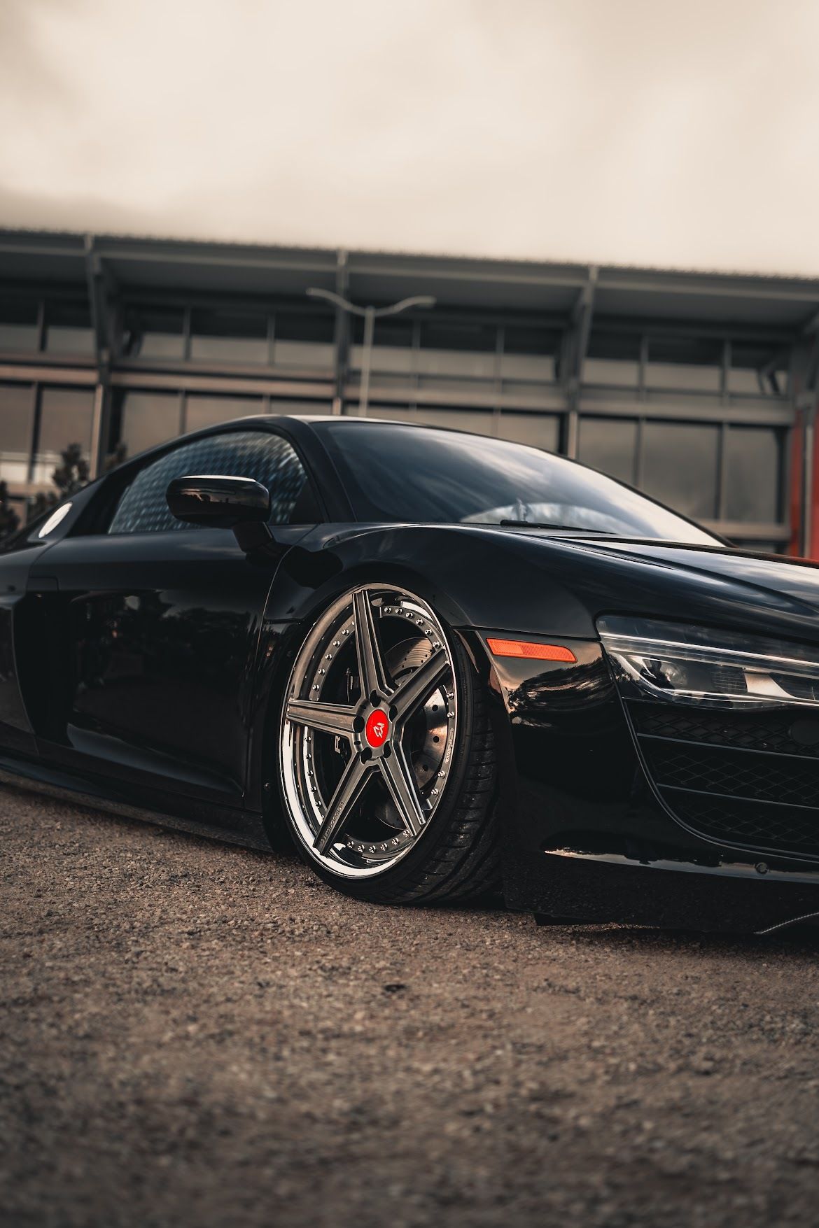 AUDI R8 Coupe 42 KV1.3 grau glänzend poliert