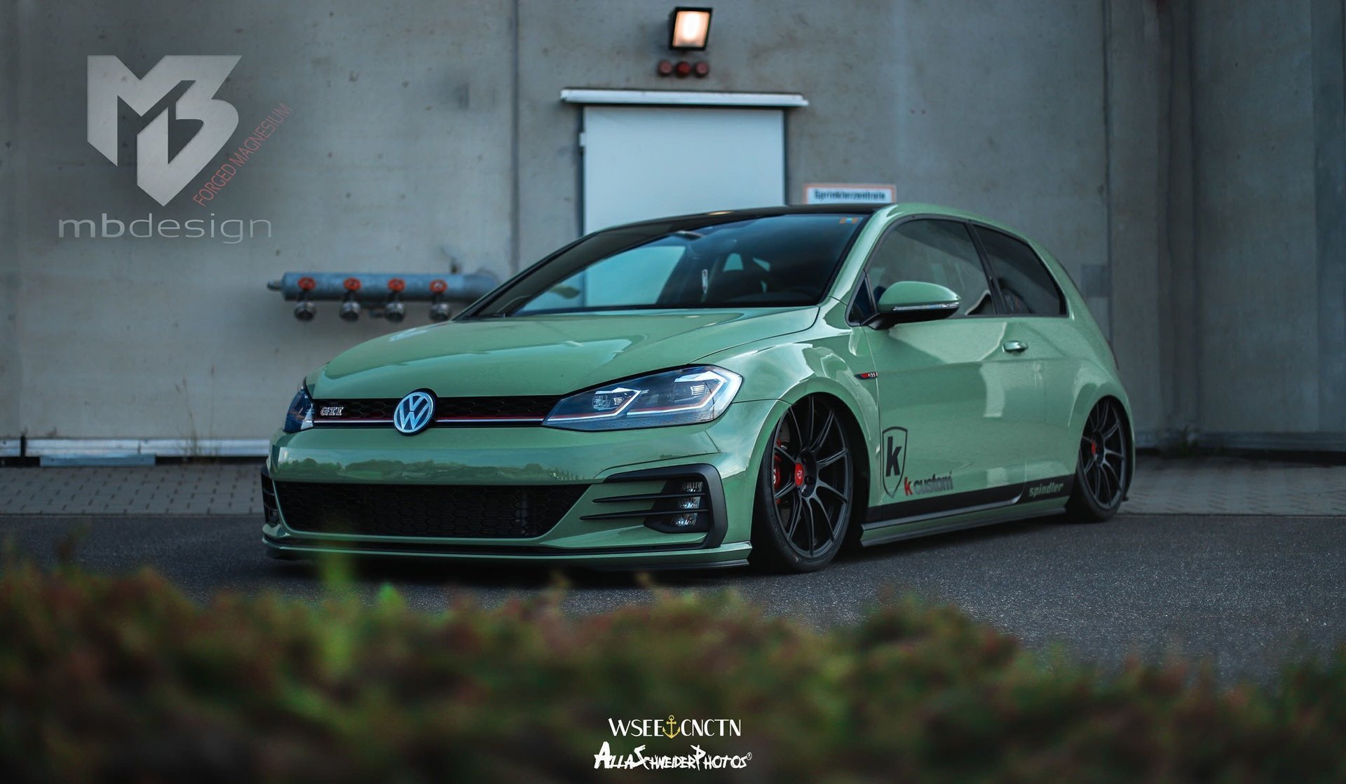 VOLKSWAGEN Golf 7 AU - MF1 schwarz stumpfmatt