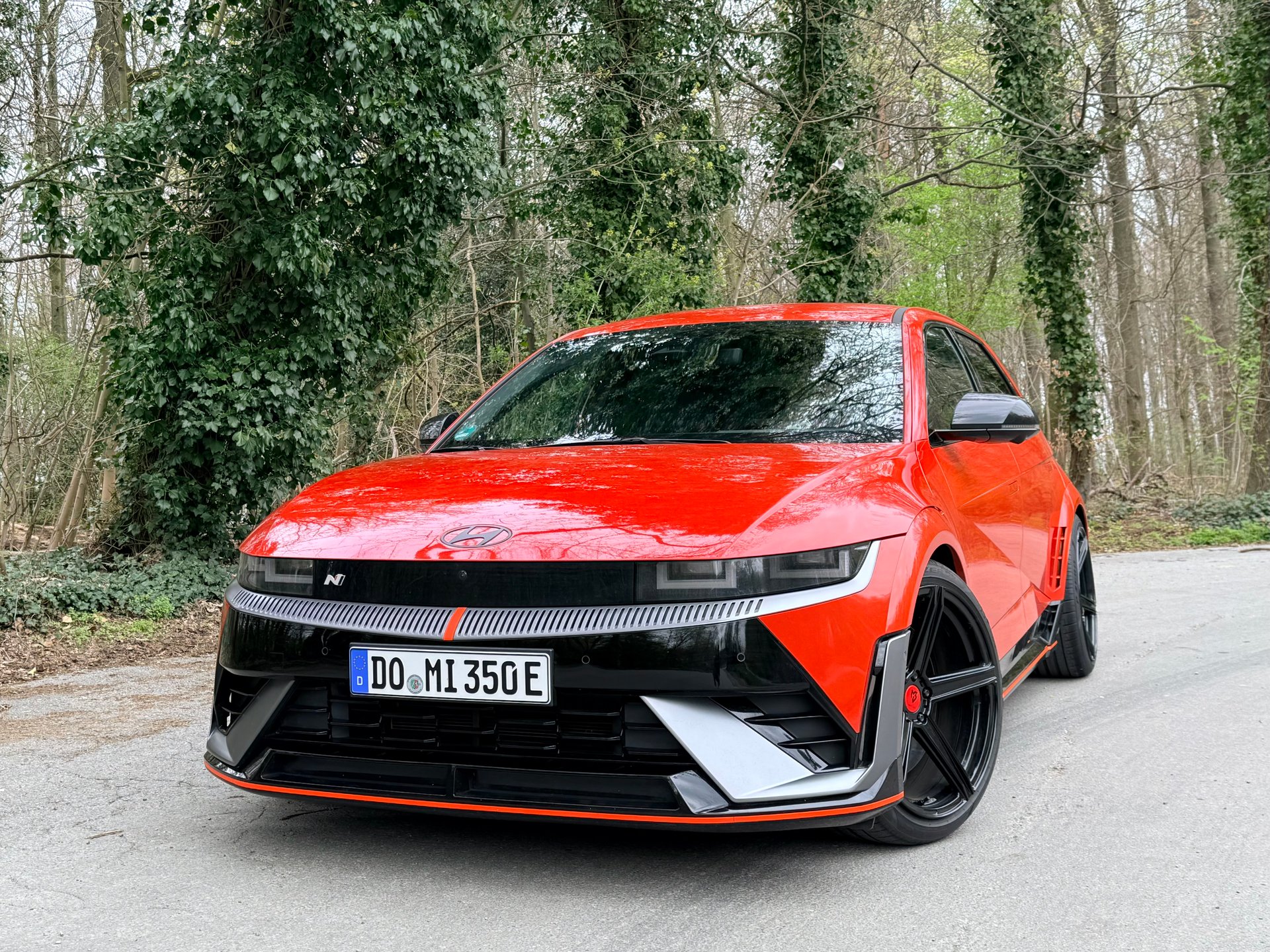 HYUNDAI IONIQ 5 N with KV1 S Wheels