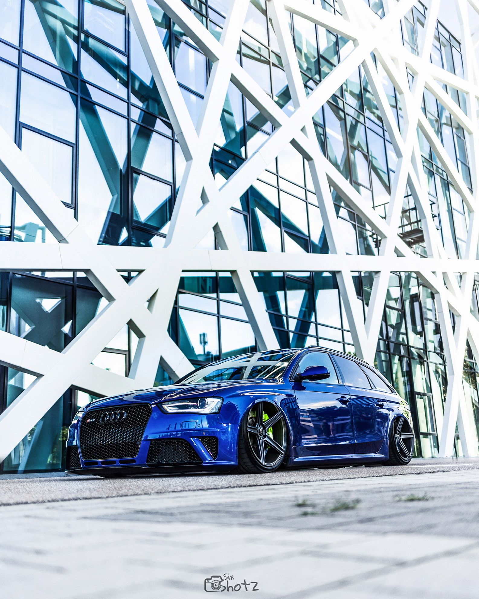 AUDI RS4 Avant B8 KV1 grau matt