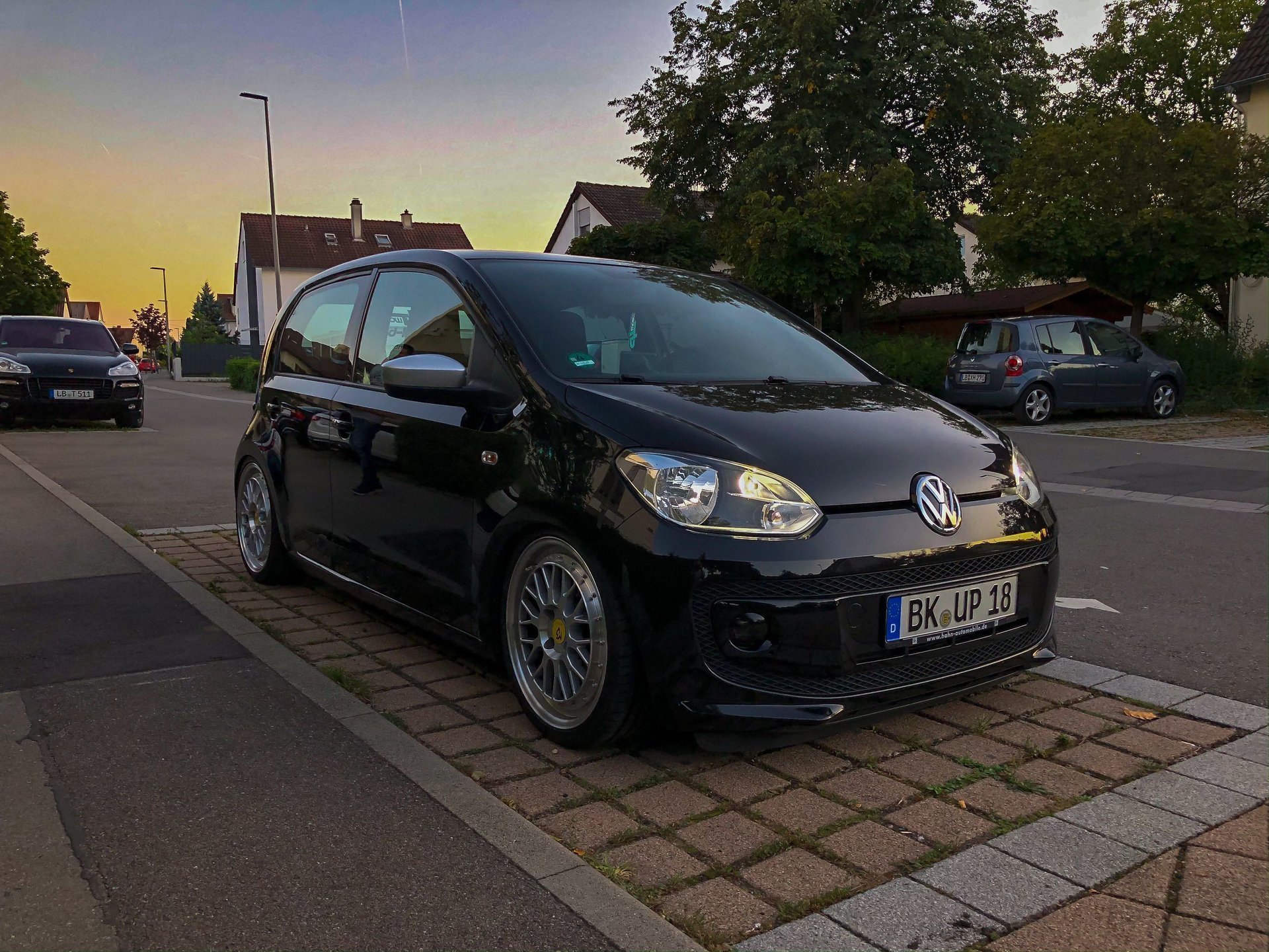 VOLKSWAGEN up! AA mit mbDESIGN 17 Zoll Felgen & Sommerreifen