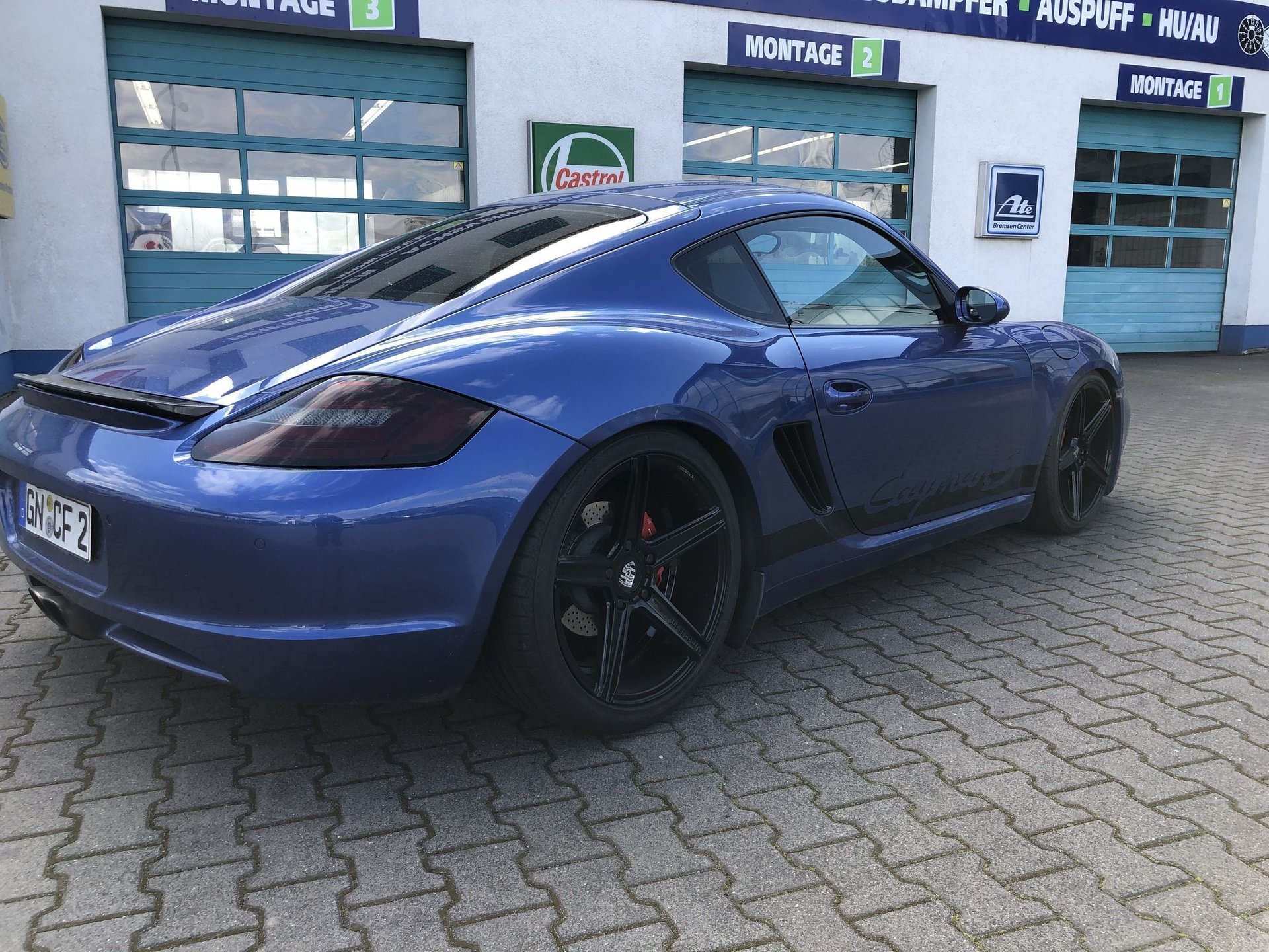 PORSCHE Boxster 987 - KV1 schwarz glänzend