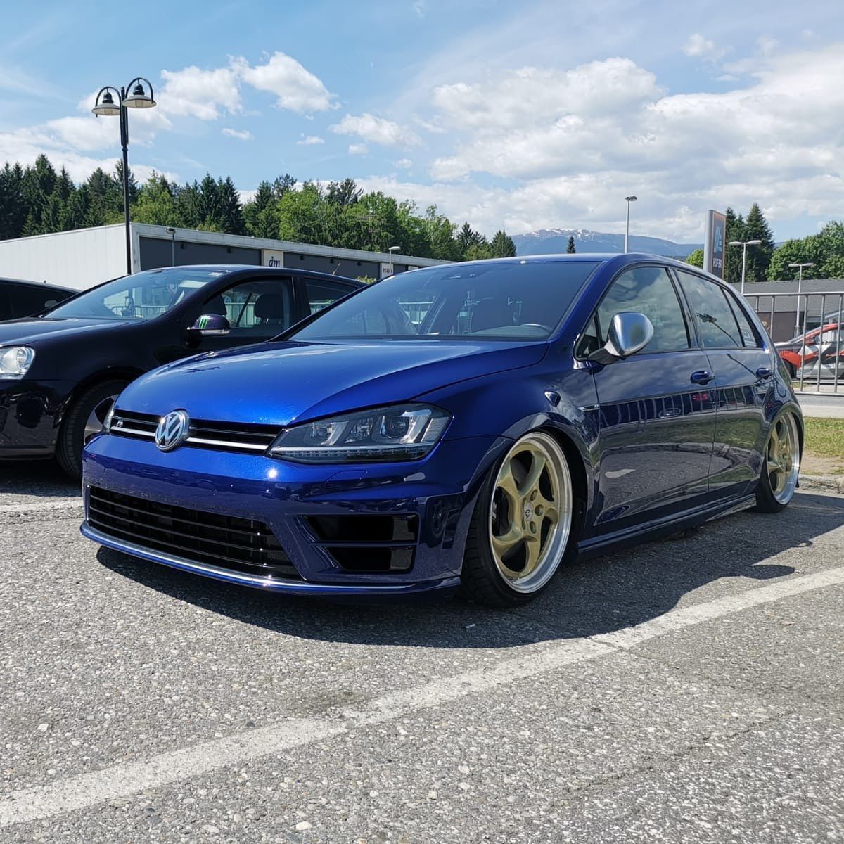VOLKSWAGEN Golf 7 R AU