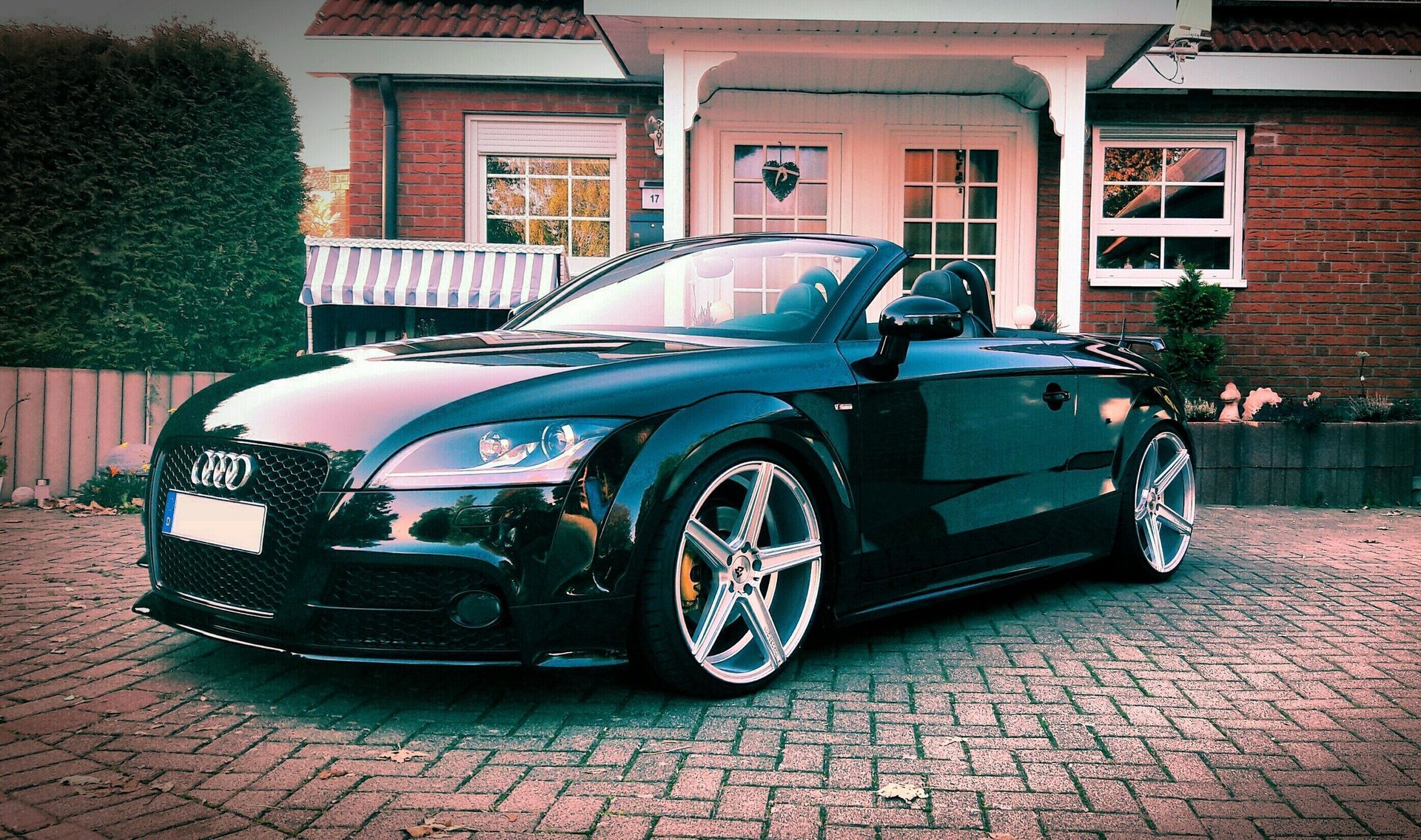 AUDI TT Coupe 8J KV1 silber glänzend