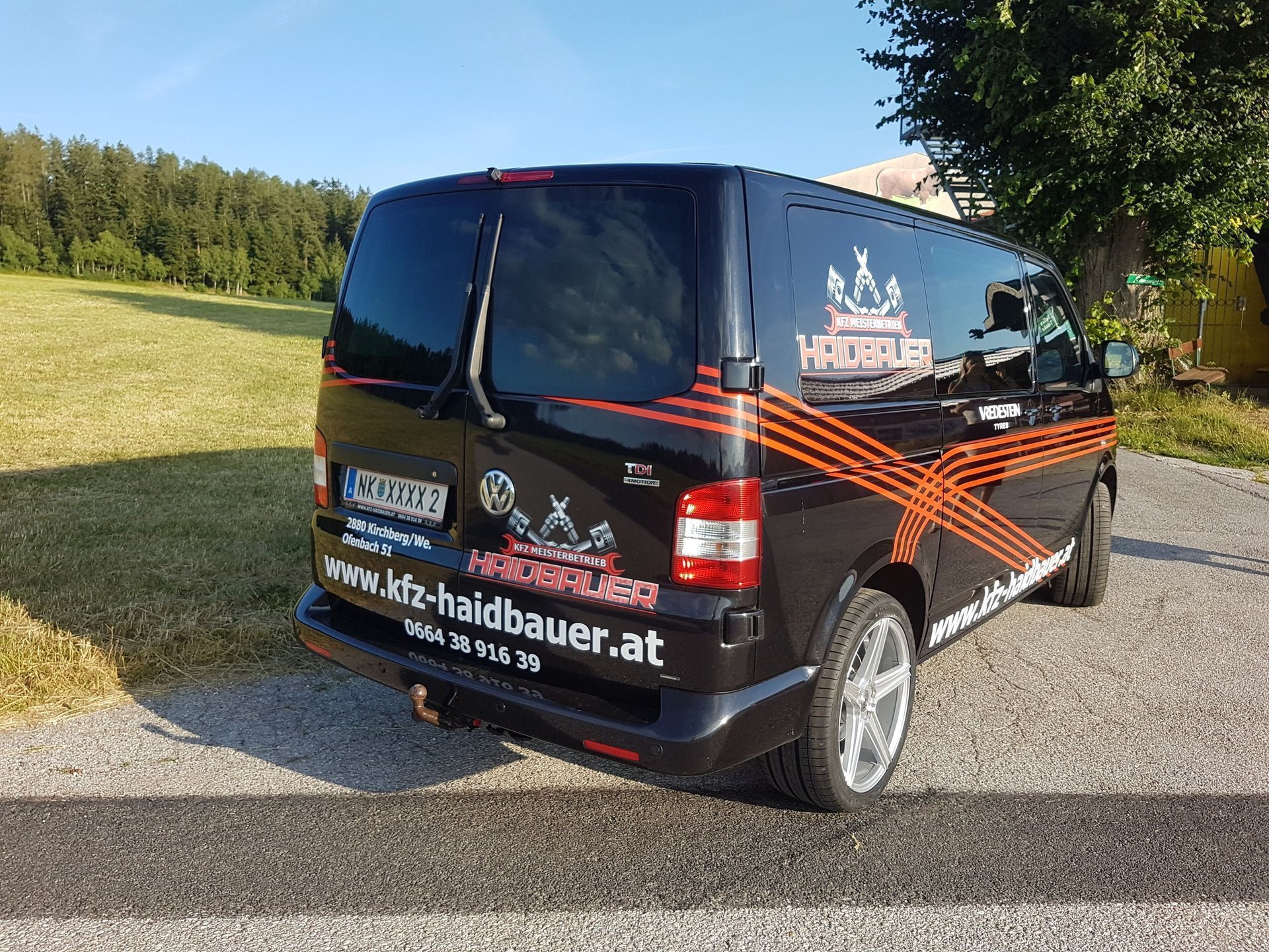 VOLKSWAGEN T5 Bus 7HM KV1 silber glänzend