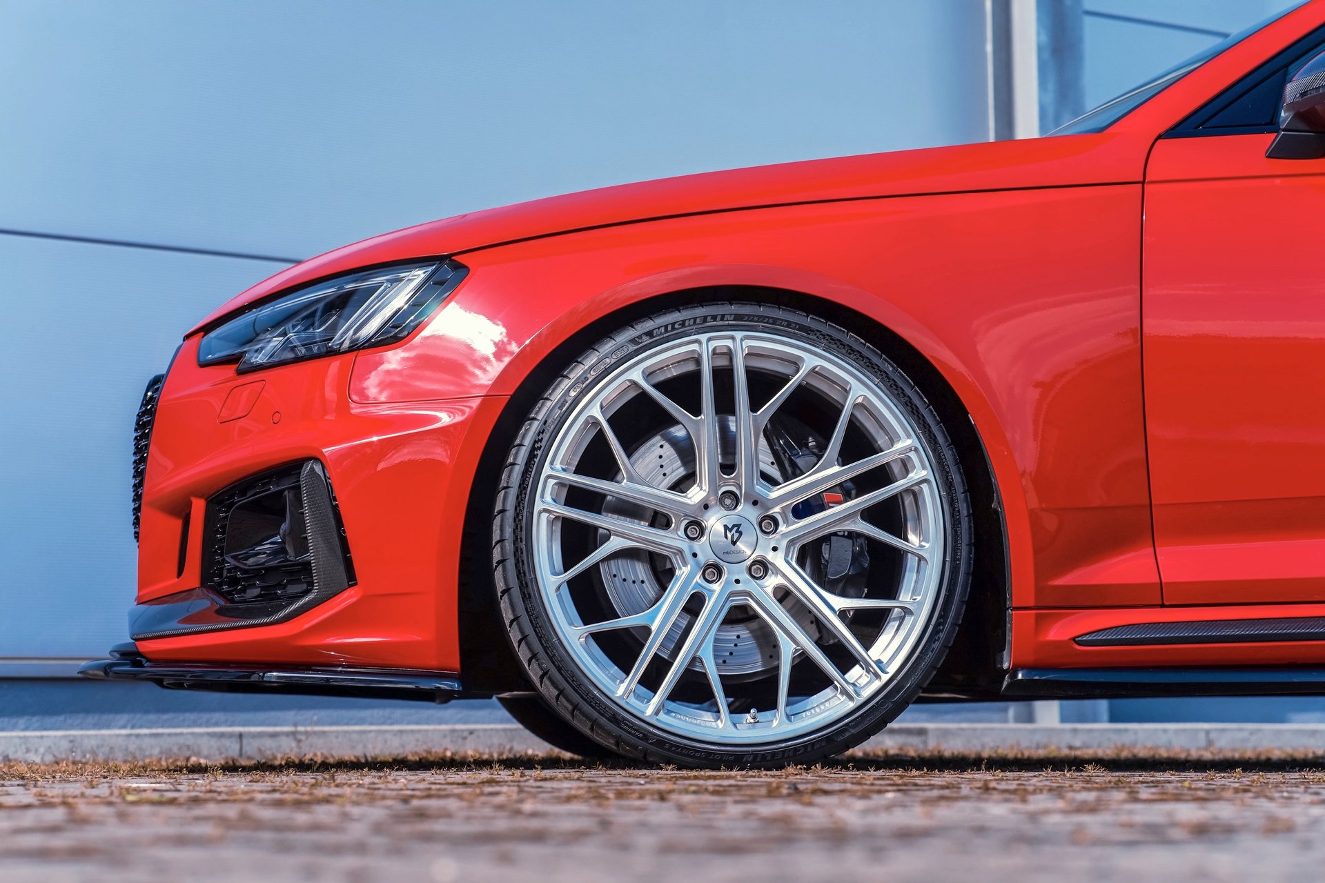 Audi RS4 Avant with 10.0x21 Wheels - Perfect Combination