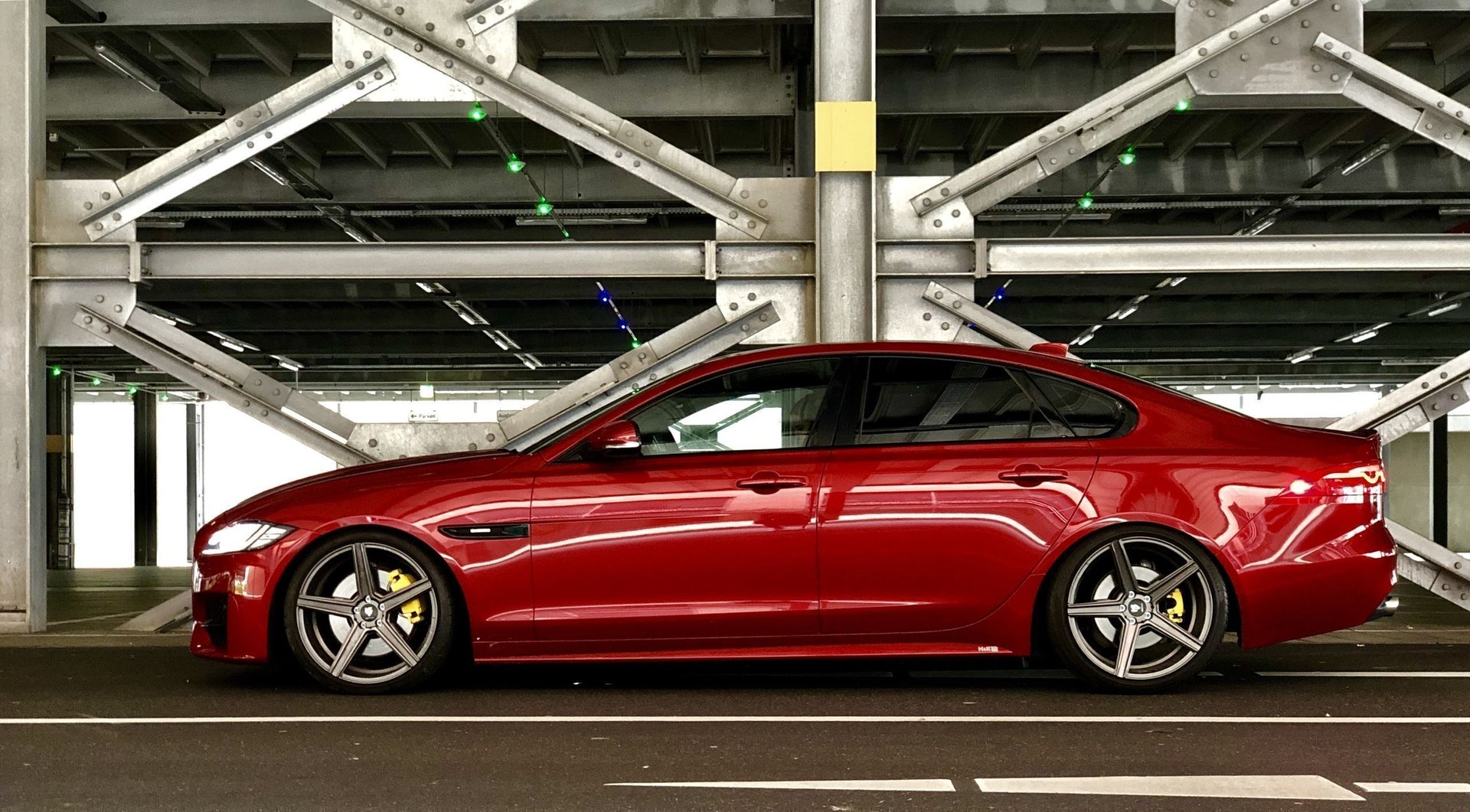 JAGUAR XF JB KV1 grau matt