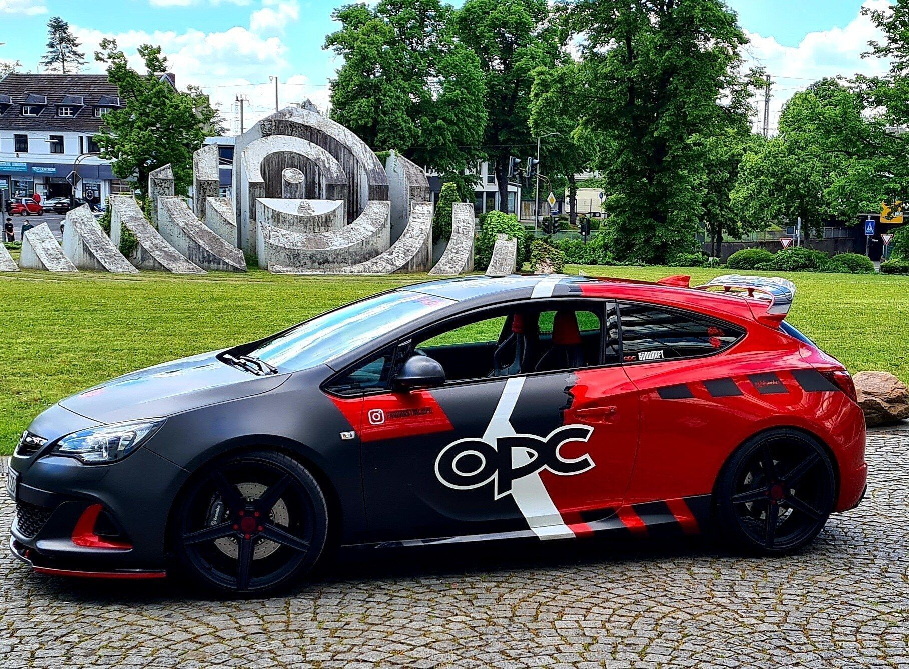 OPEL Astra GTC P-J/SW KV1 S schwarz stumpfmatt