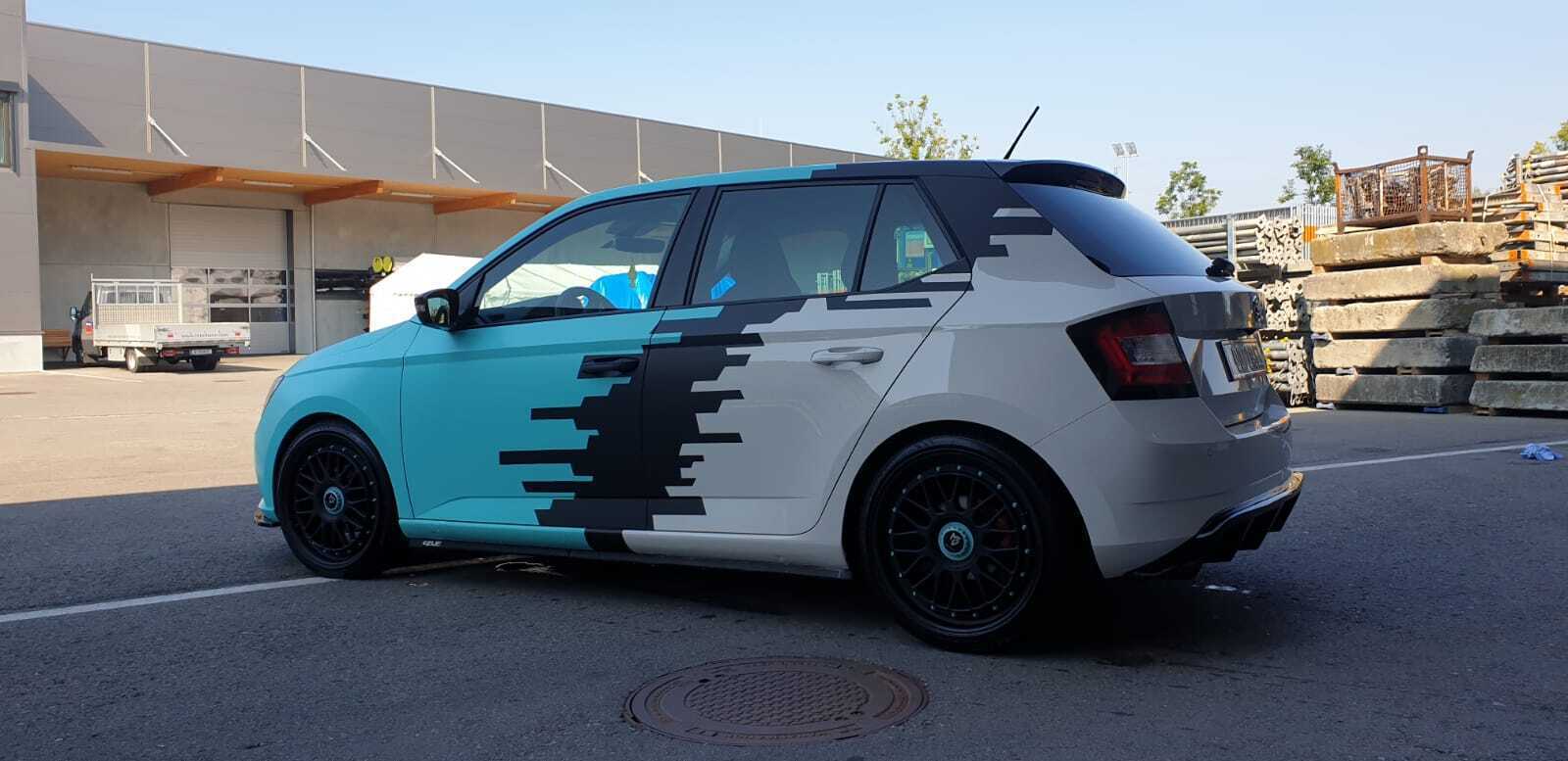 SKODA Fabia 6Y LV1 schwarz stumpfmatt