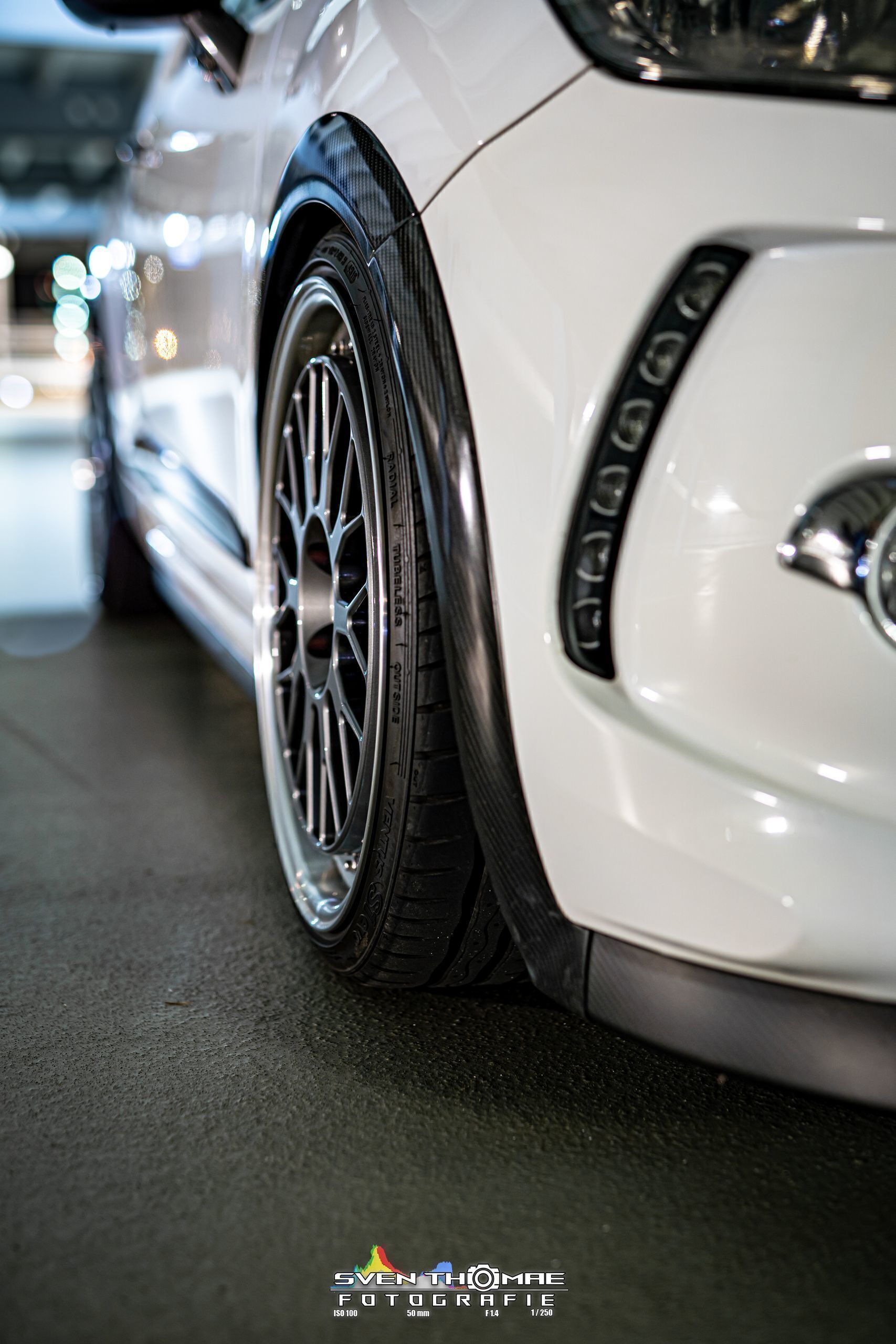 CITROEN DS3 S 1.2 mit 19 Zoll mbDESIGN LV1 Kompletträdern