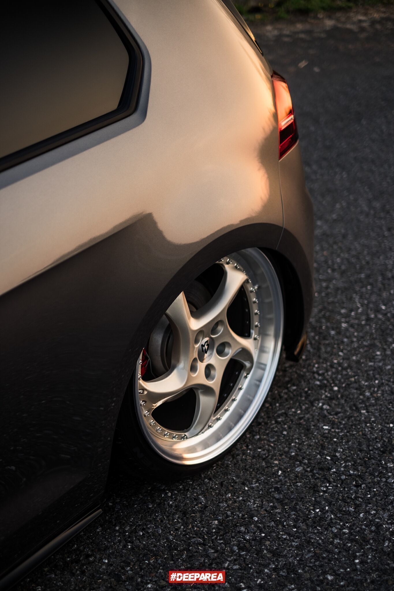 VOLKSWAGEN Golf 7 AU TURBO champagner glänzend poliert