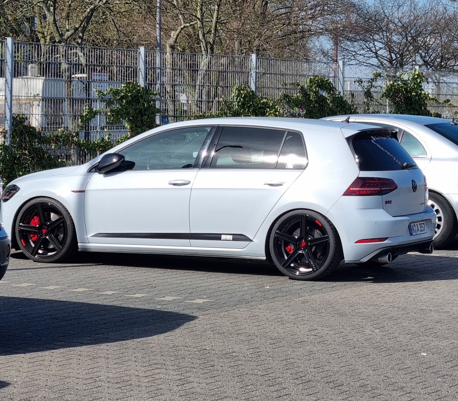 mbDESIGN KV1 19 inch for Golf 7 GTI with TÜV certificate