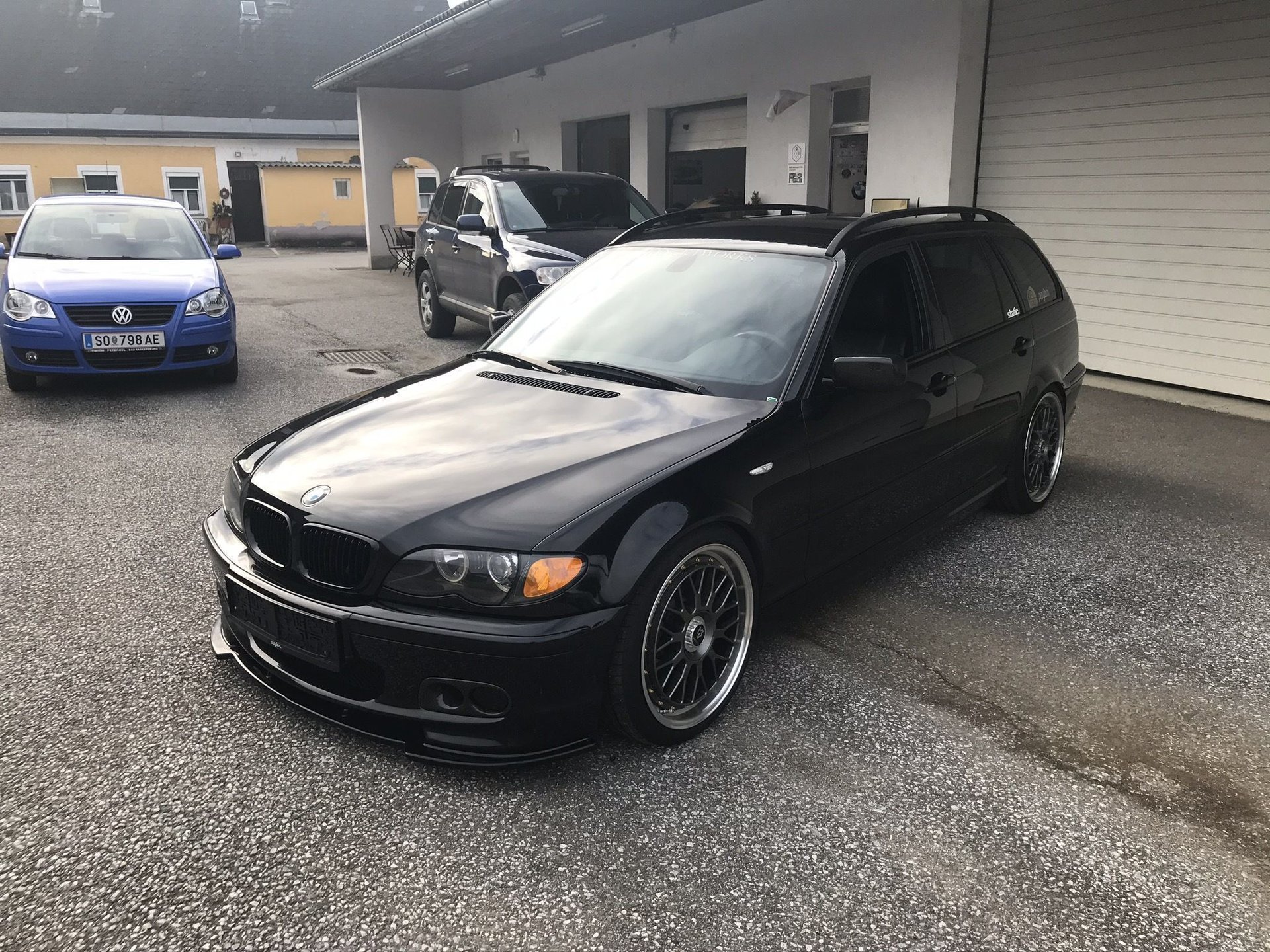 BMW 3er 346L LV1 grau glänzend poliert