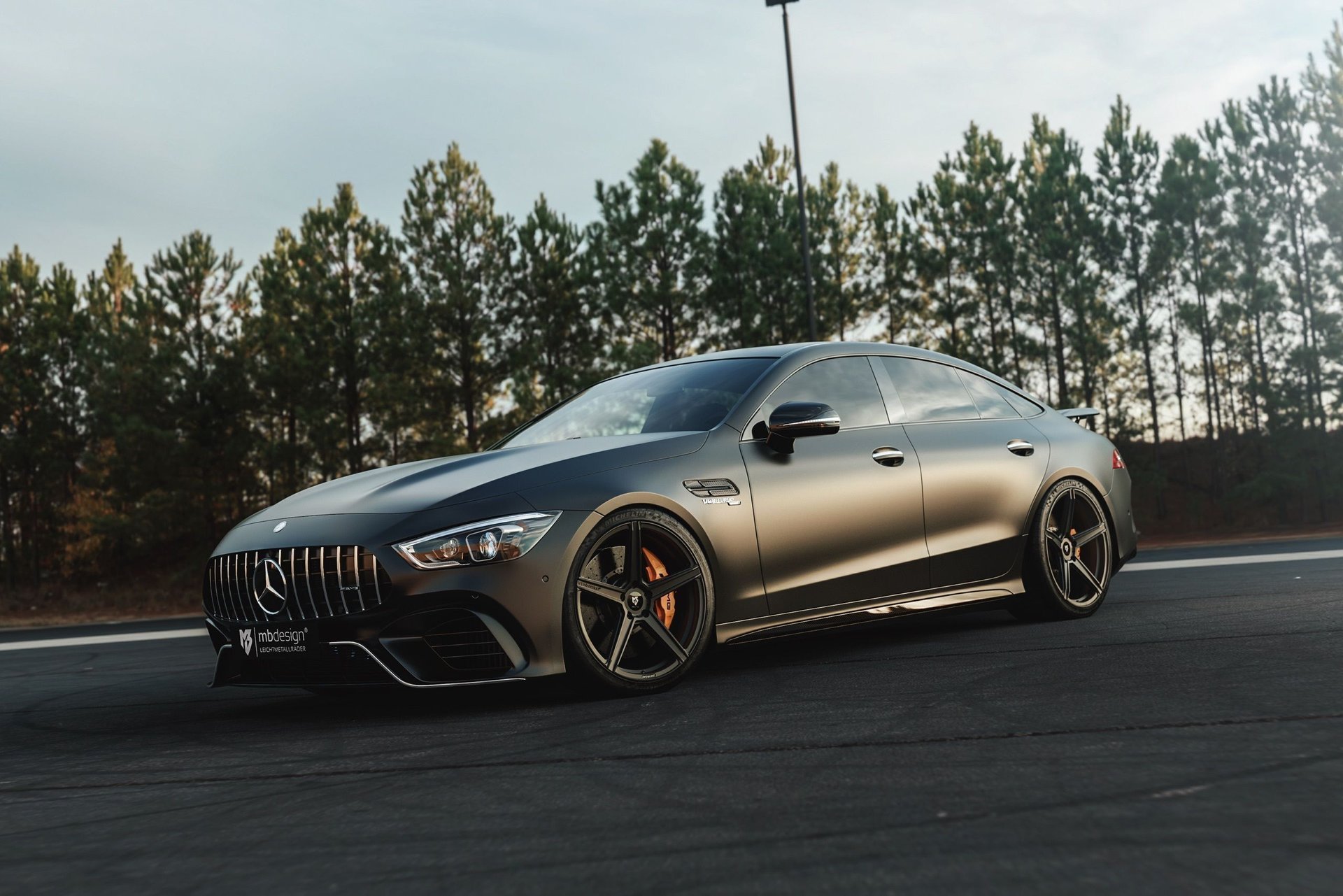 MERCEDES-BENZ AMG GT 4-Türer R1EAMG - KV1 S schwarz stumpfmatt