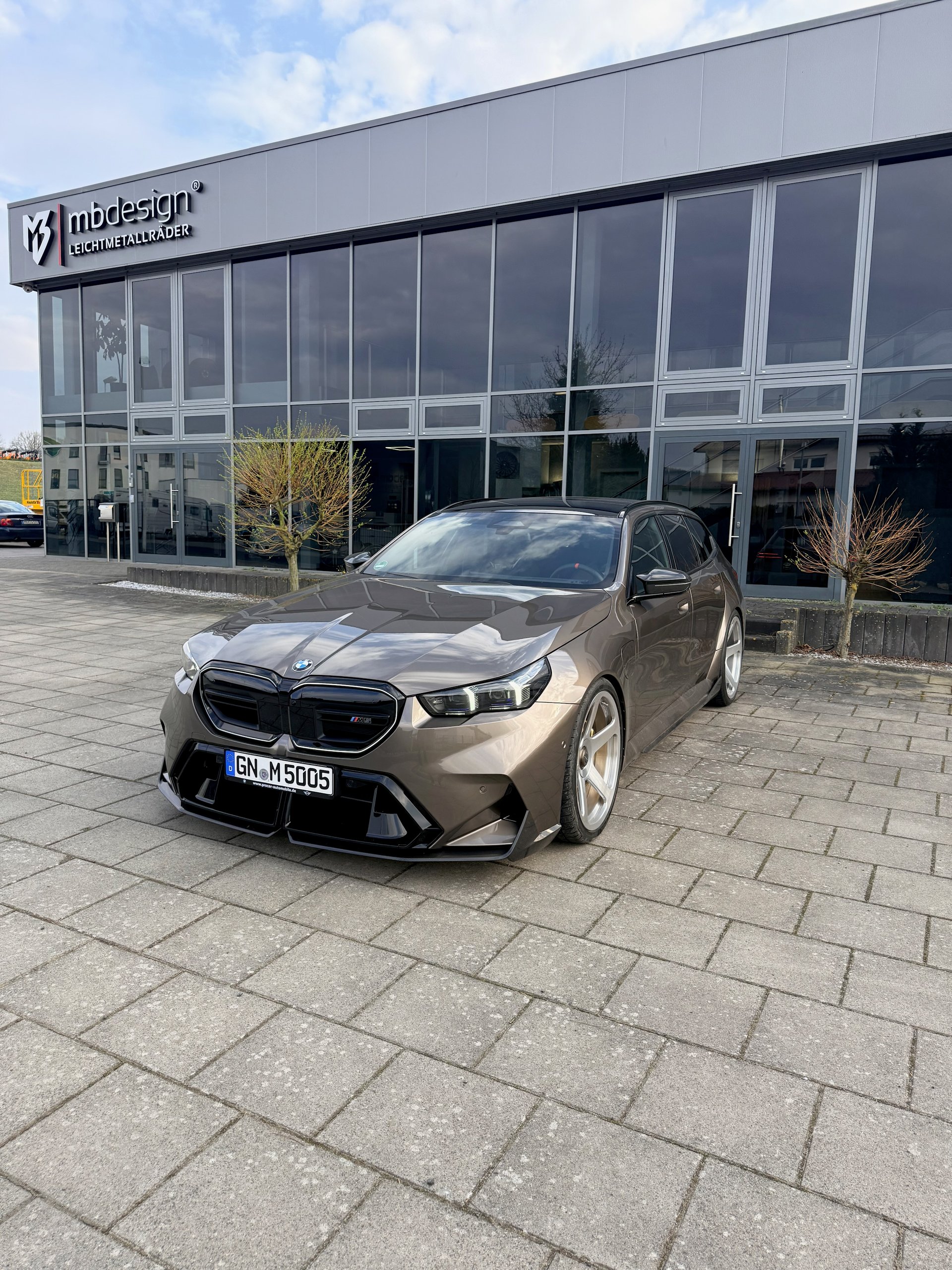 BMW M M5 Touring (G99) G9M 4.4 V8 Plug-in-Hybrid (M Drivers Package) JP Forged roh glänzend poliert