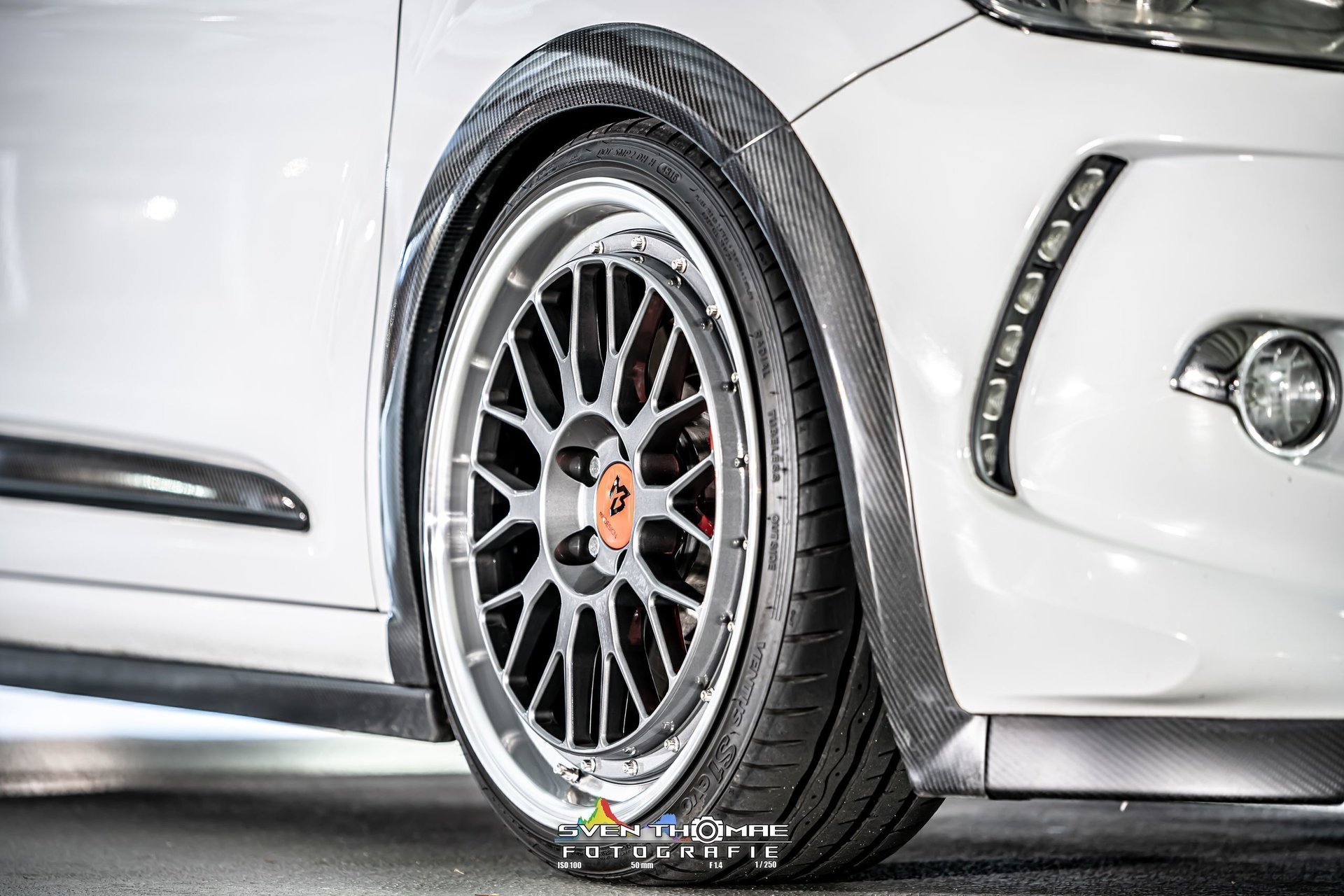 CITROEN DS3 S 1.2 mit 19 Zoll mbDESIGN LV1 Kompletträdern