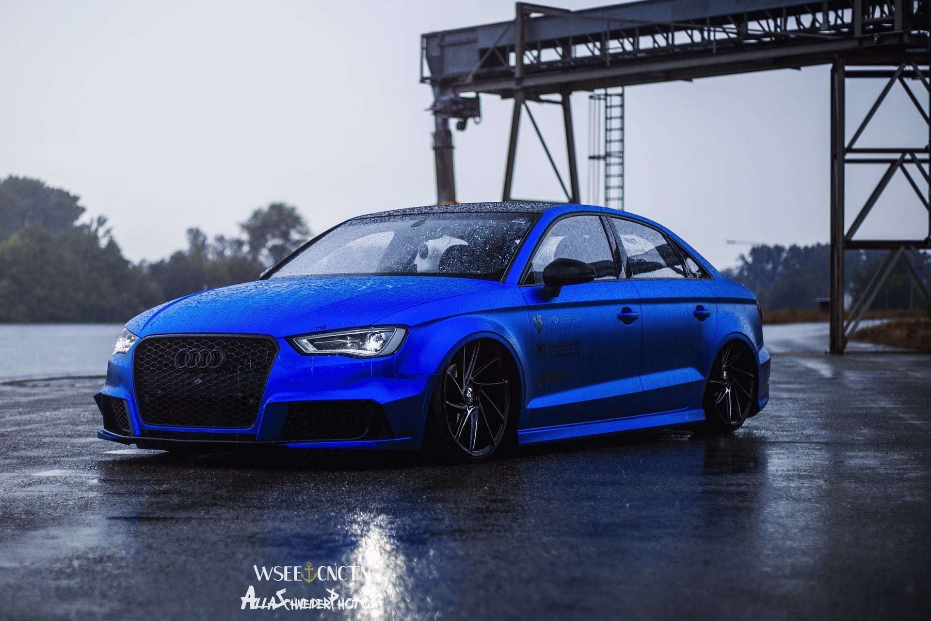 AUDI A3 8V - KV2 schwarz glänzend