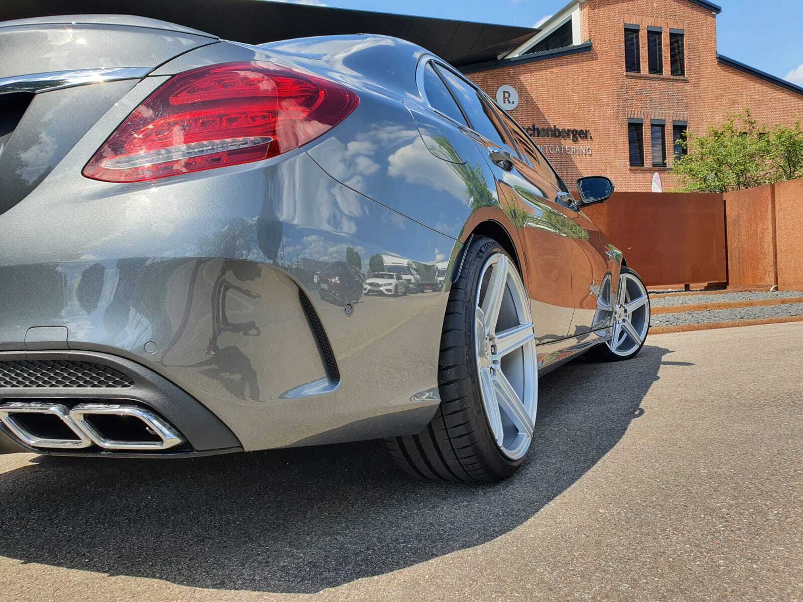 MERCEDES-BENZ C-Klasse AMG 204-AMG(W205) KV1 silber glänzend