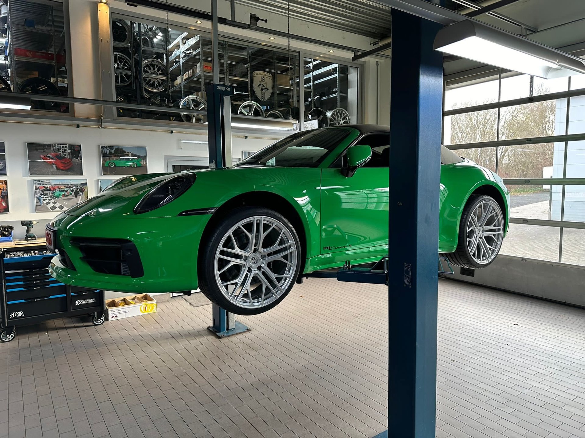 PORSCHE 911 Cabrio Carrera 4 GTS – mbDESIGN wheels in 21/22 inches