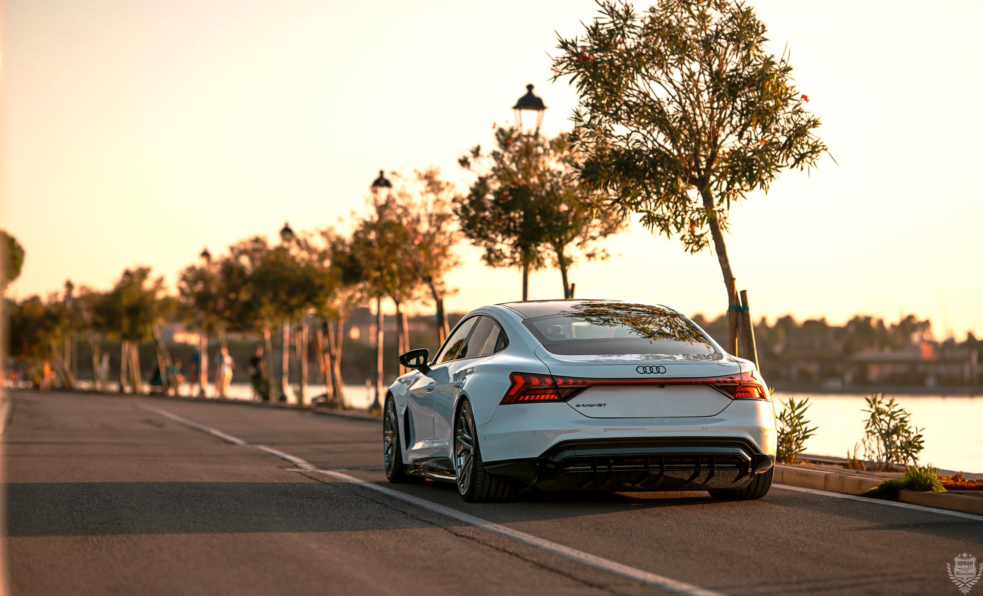 AUDI e-tron GT Quattro mit 22 Zoll mbDESIGN Felgen