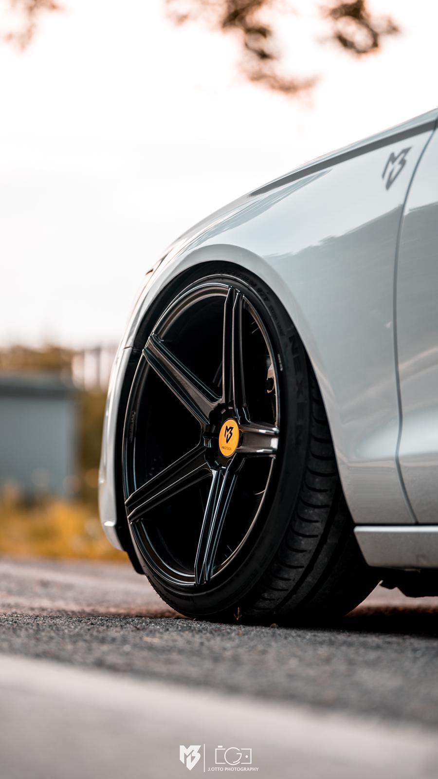 AUDI A6 4G KV1 schwarz glänzend