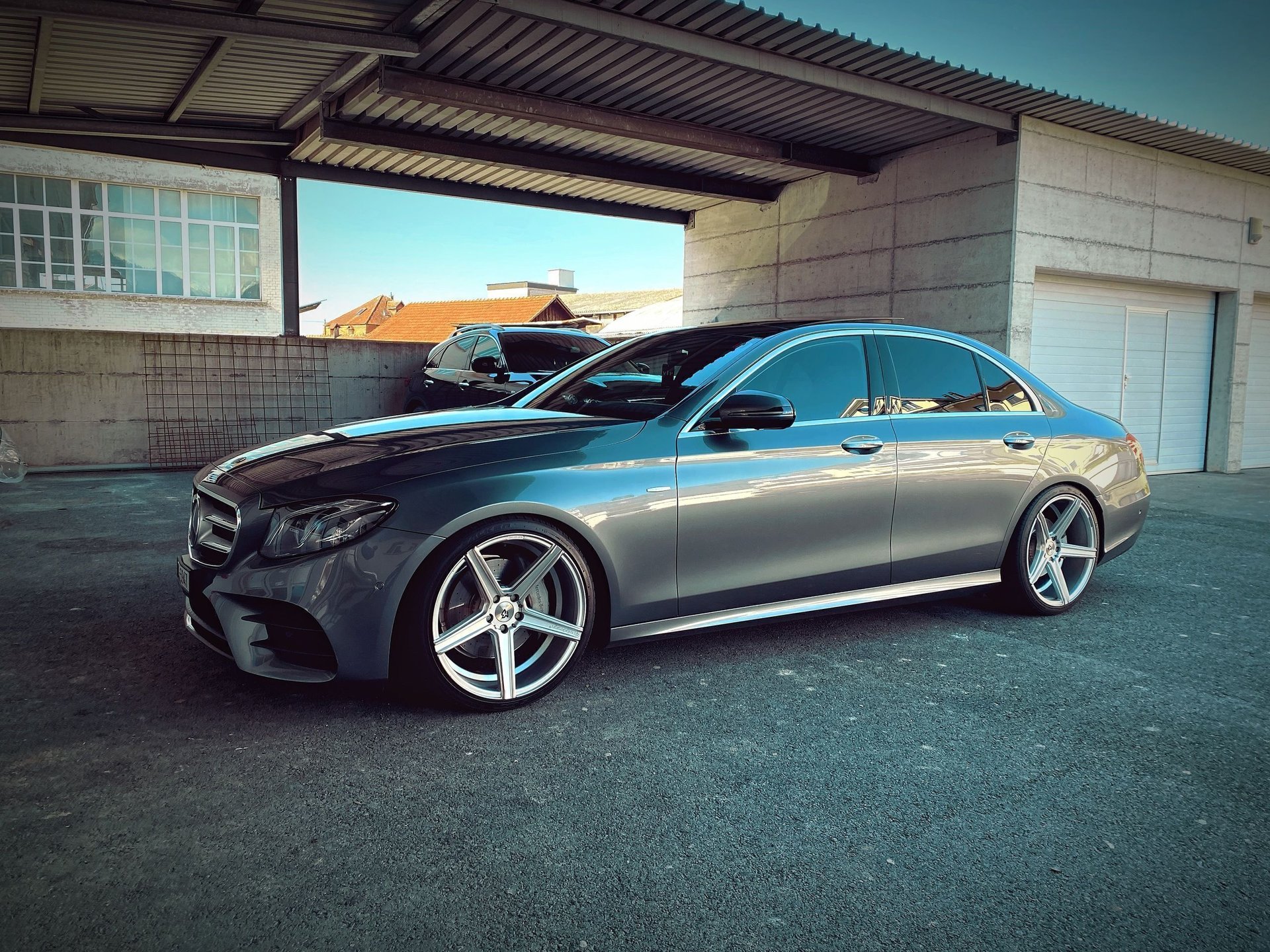 MERCEDES-BENZ E-Klasse 212(W213) KV1 silber glänzend