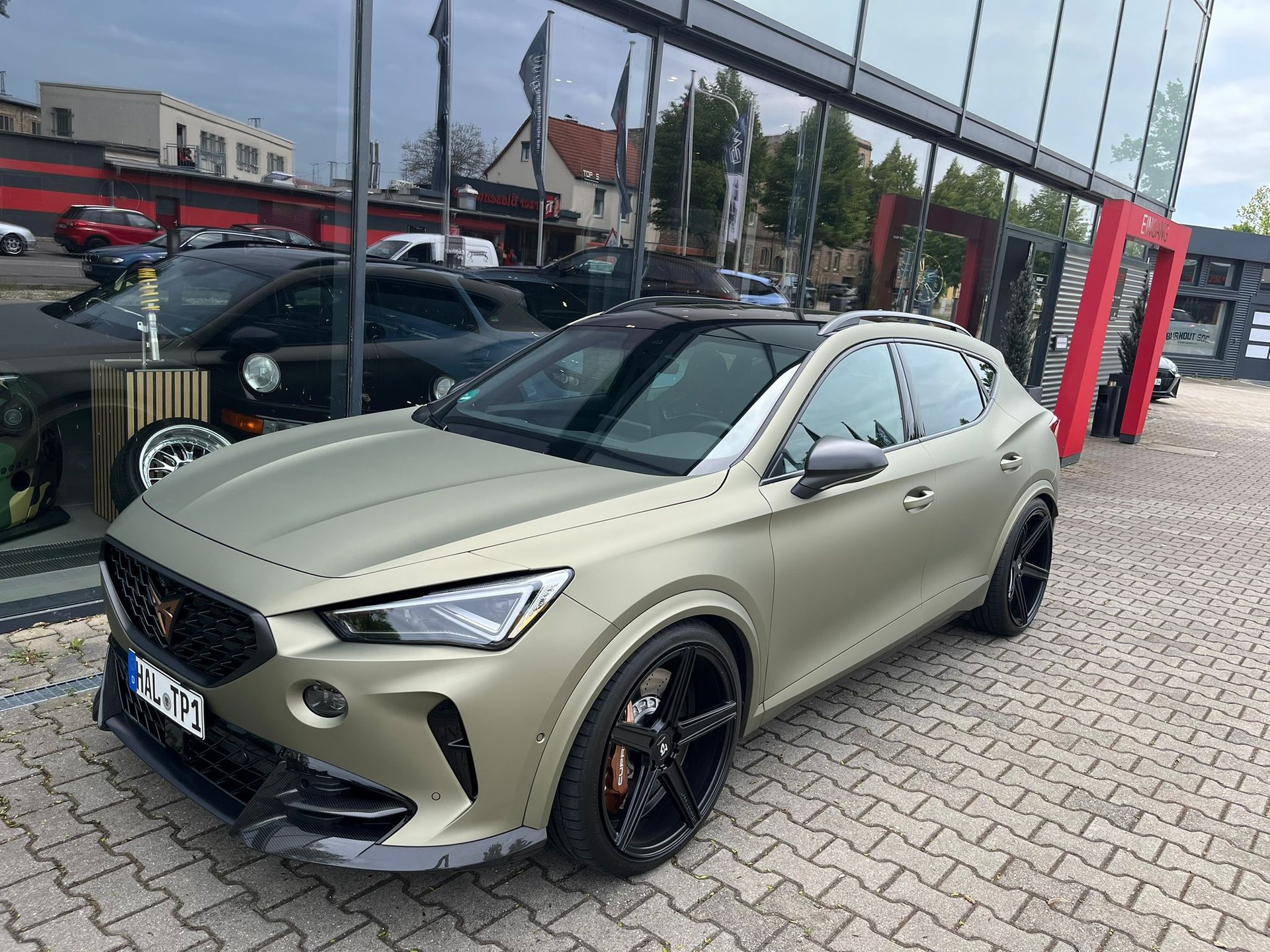 CUPRA Formentor KM - KV1 black matt