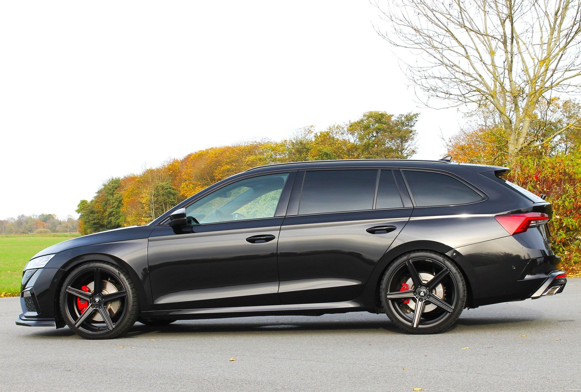 SKODA Octavia NX - KV1 schwarz seidenmatt