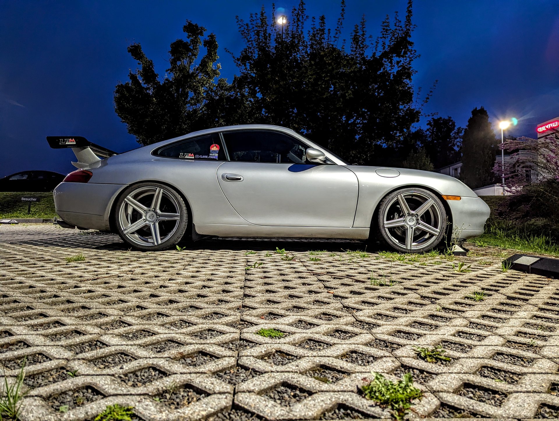 PORSCHE 911 Coupe 996 - KV1 silber glänzend