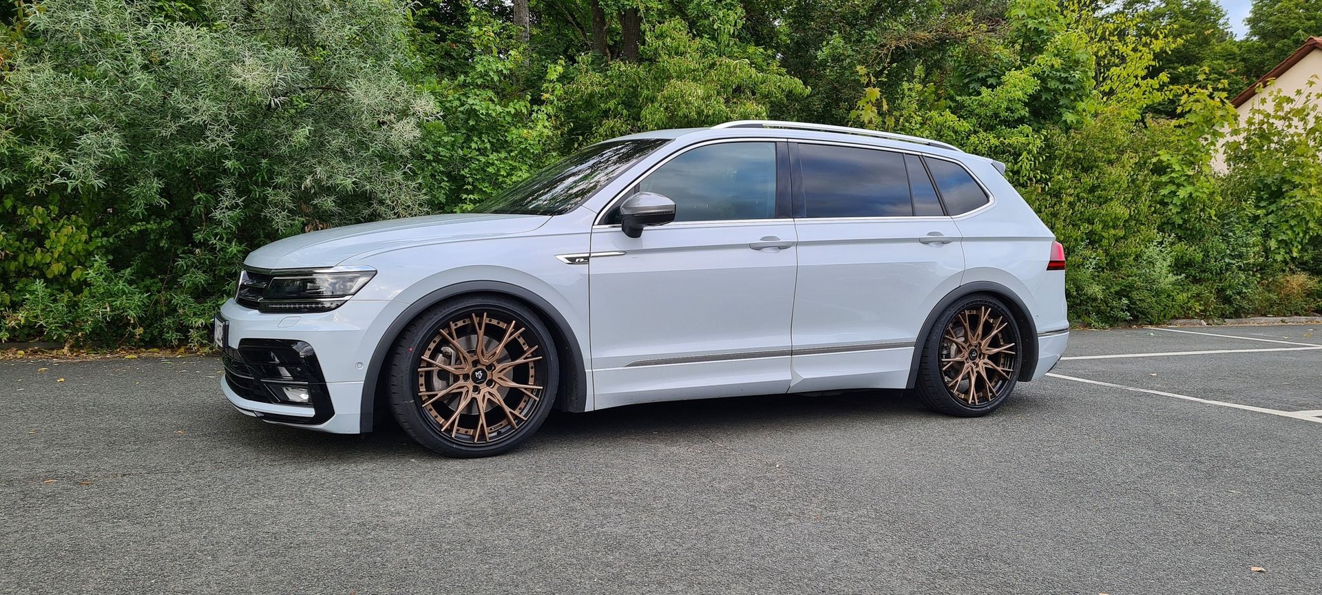 VOLKSWAGEN Tiguan 5N