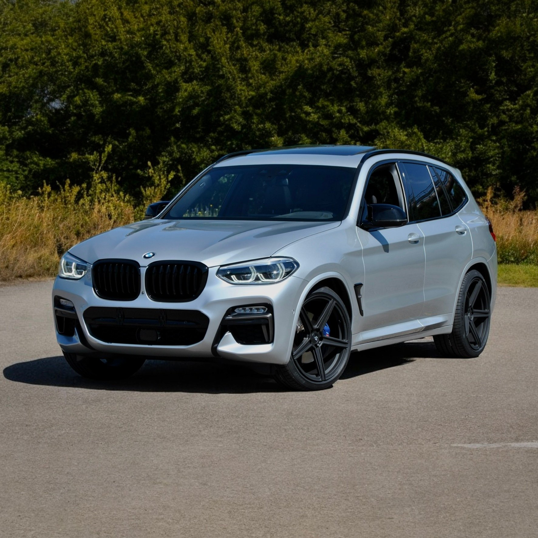 BMW X3 G3X M40i xDrive with 21 Inch Alloy Wheels