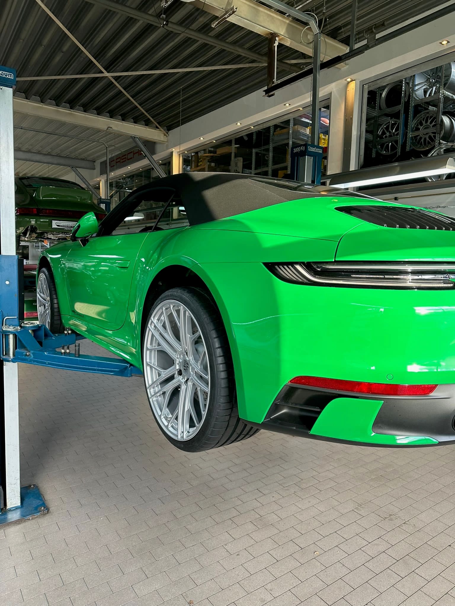 PORSCHE 911 Cabrio Carrera 4 GTS – mbDESIGN wheels in 21/22 inches