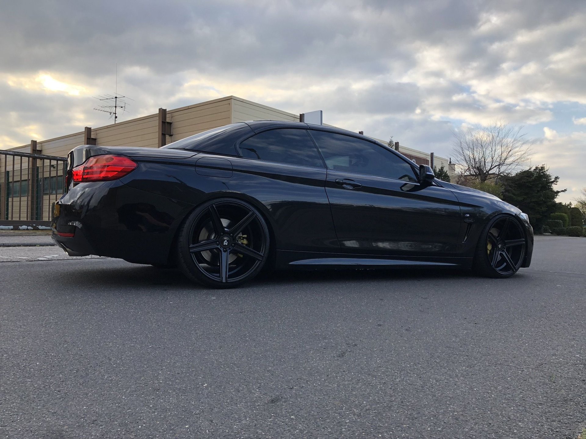 BMW 4er Cabrio 3C - KV1 schwarz seidenmatt