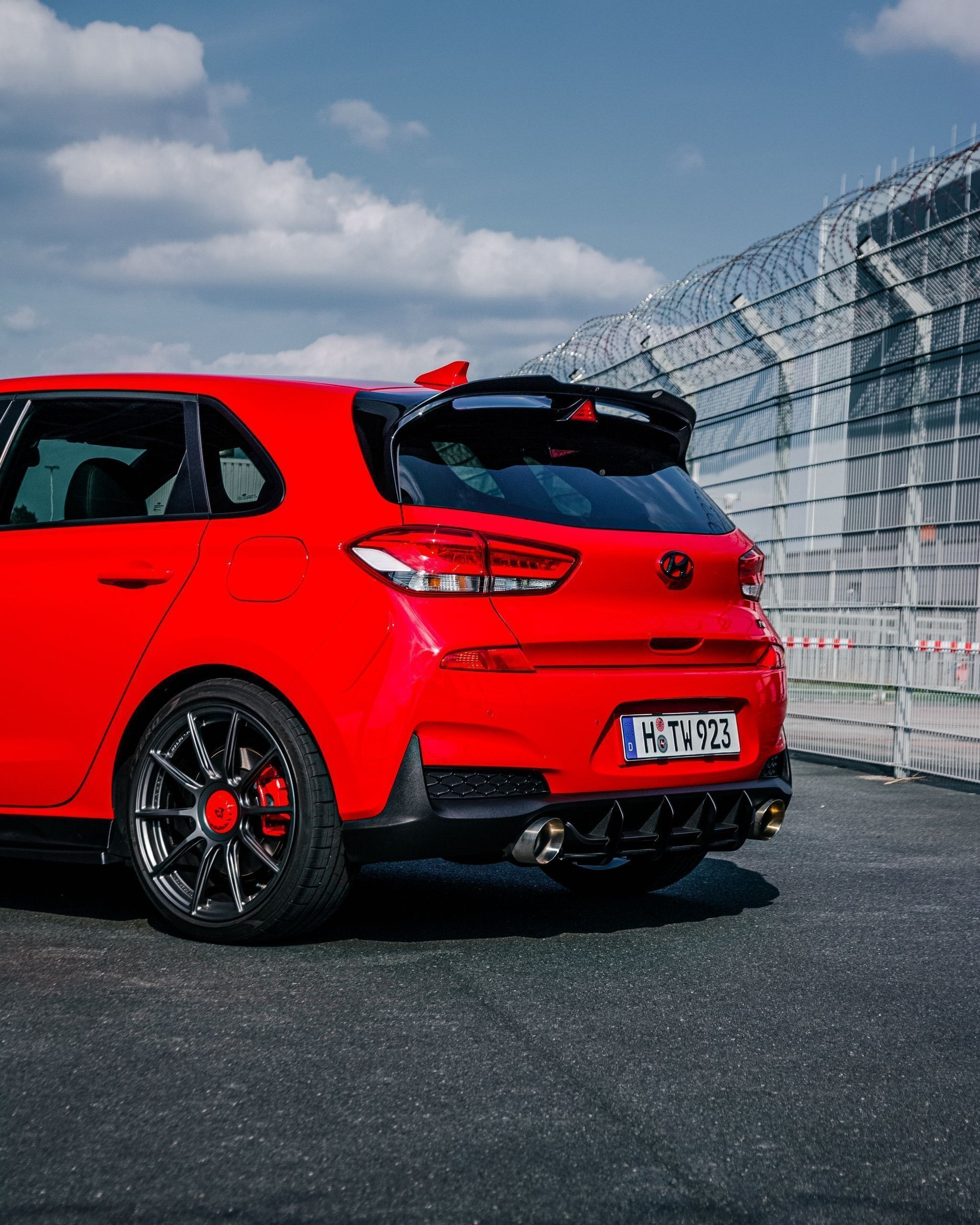HYUNDAI i30 N PDE MF1 grau matt