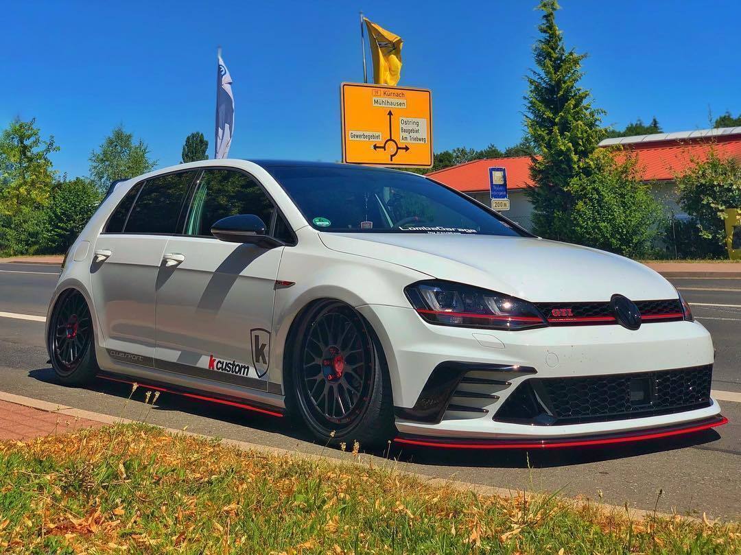 VOLKSWAGEN Golf 7 AU - LV1 schwarz stumpfmatt