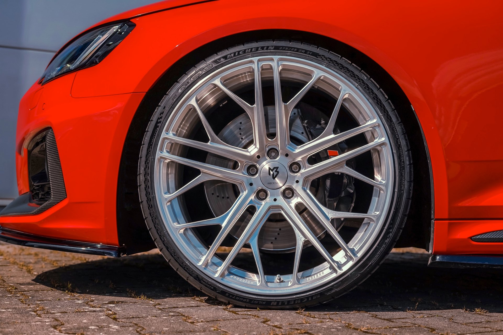 Audi RS4 Avant with 10.0x21 Wheels - Perfect Combination