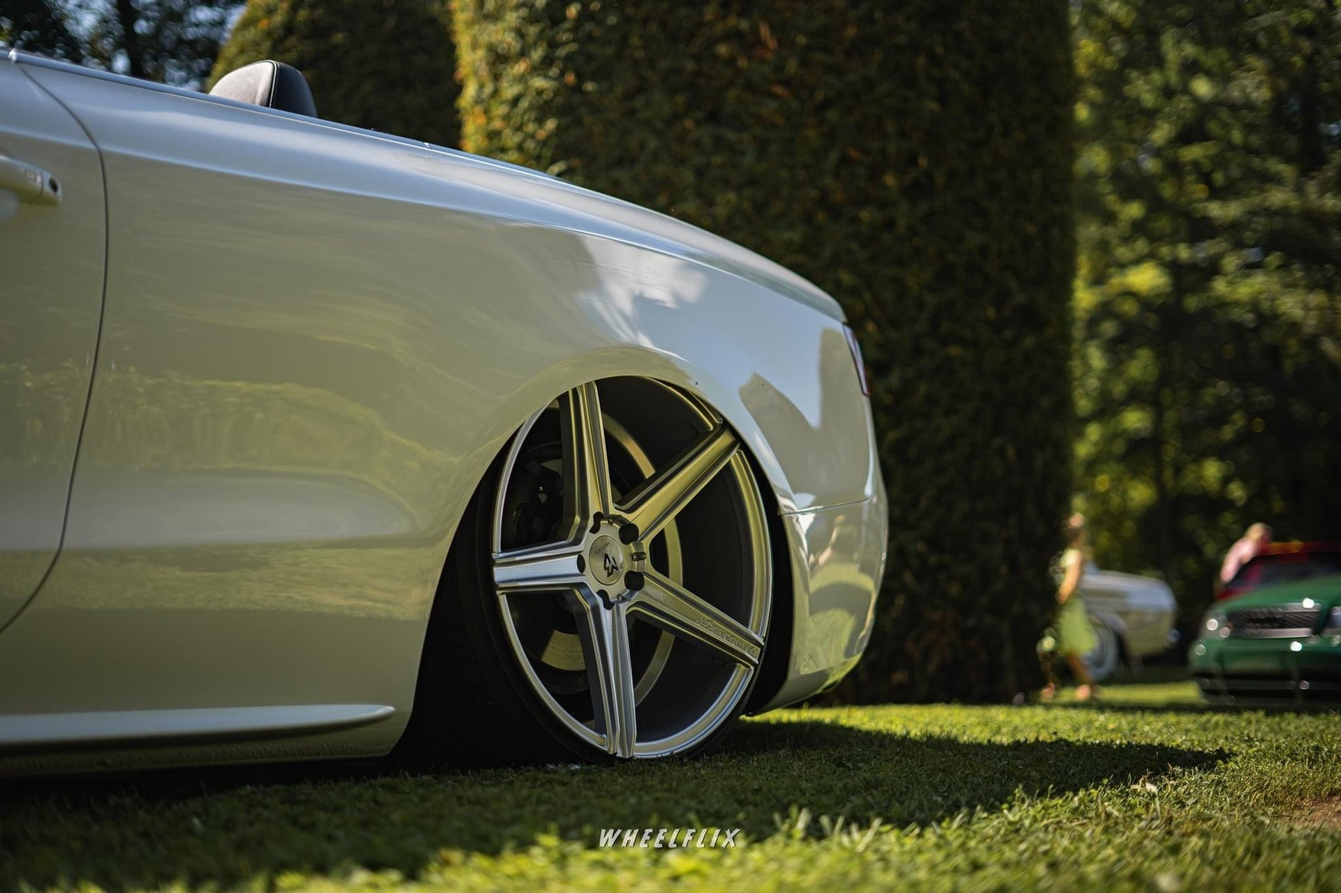 AUDI A5 Cabrio B8 with mbDESIGN 20 inch alloy wheels